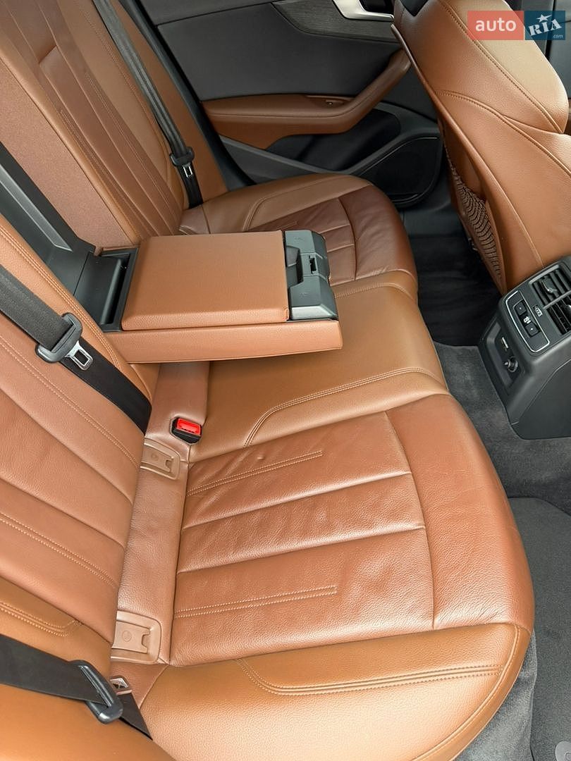 Audi A4 2019 VIN WAUHMAF41KA062623 фото оголошення 29 з 39