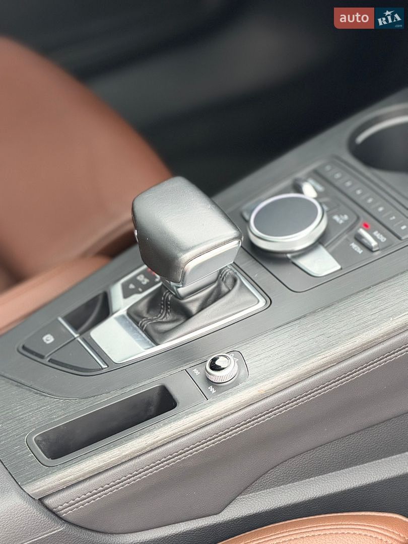Audi A4 2019 VIN WAUHMAF41KA062623 фото оголошення 35 з 39