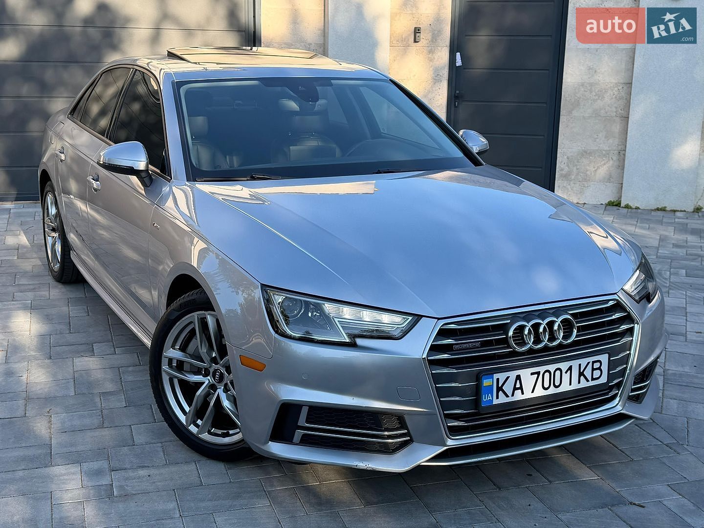 Audi A4 2016 VIN WAUDNAF41HN054759 фото оголошення 3 з 81