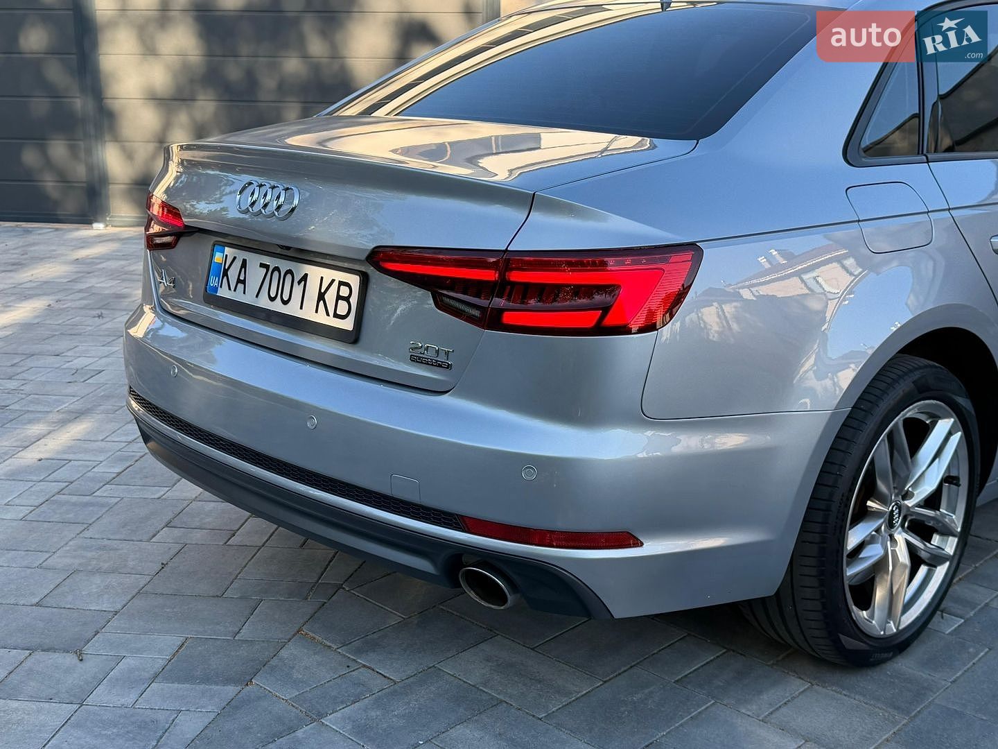 Audi A4 2016 VIN WAUDNAF41HN054759 фото оголошення 11 з 81