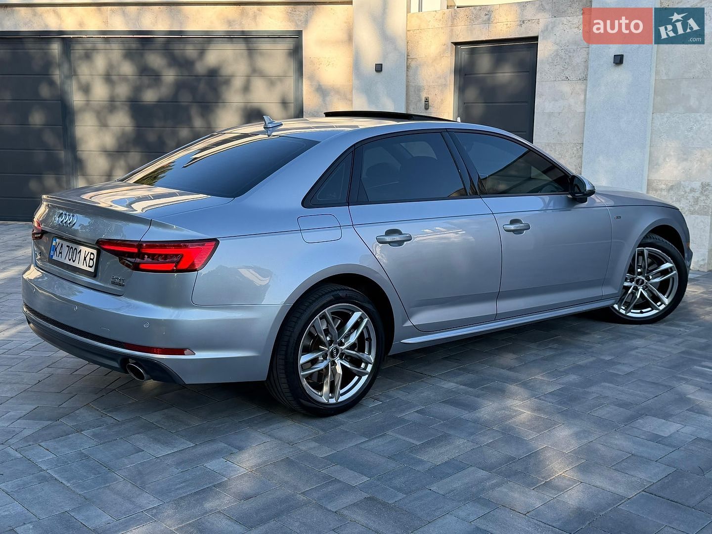 Audi A4 2016 VIN WAUDNAF41HN054759 фото оголошення 10 з 81