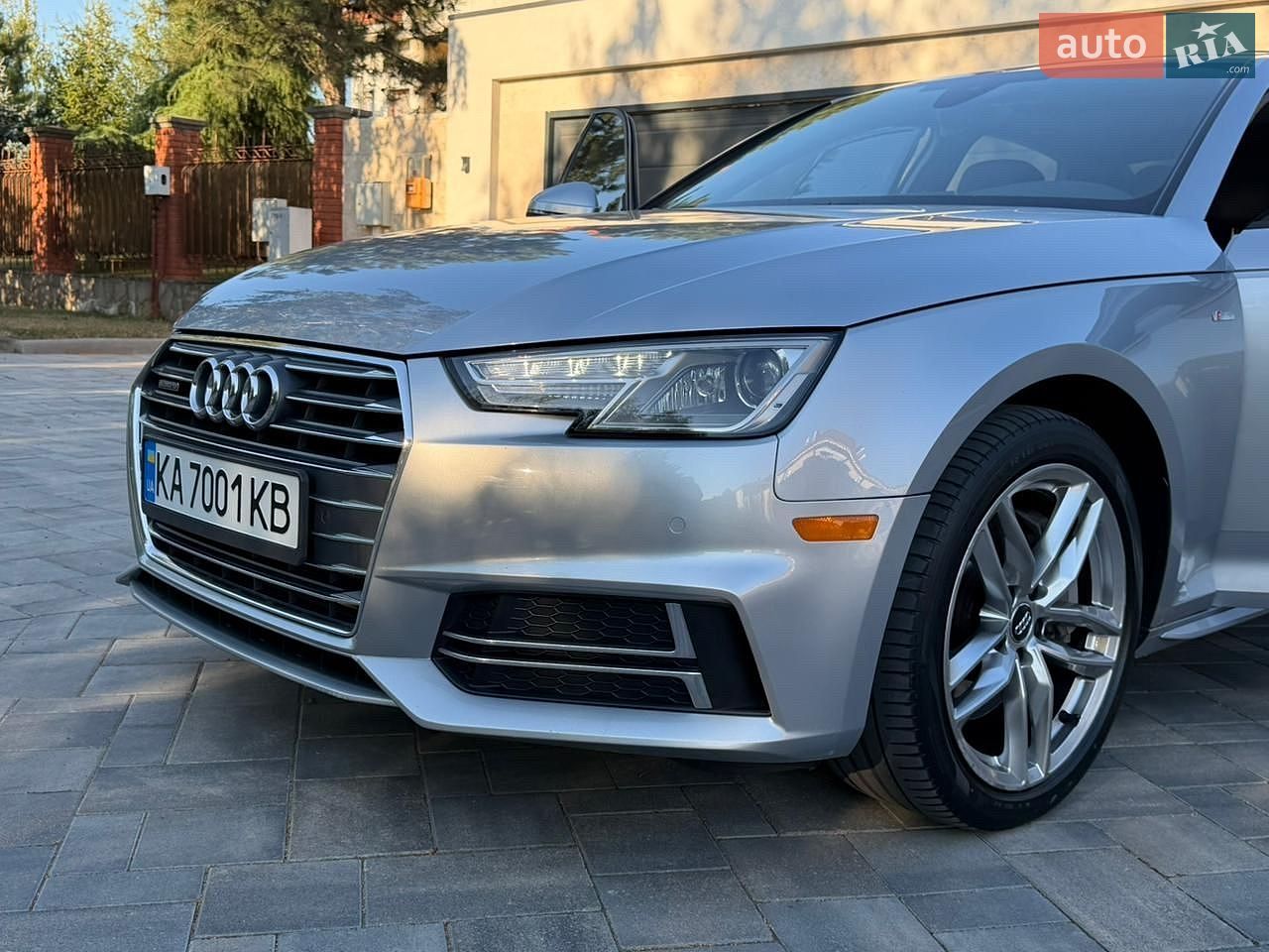 Audi A4 2016 VIN WAUDNAF41HN054759 фото оголошення 20 з 81