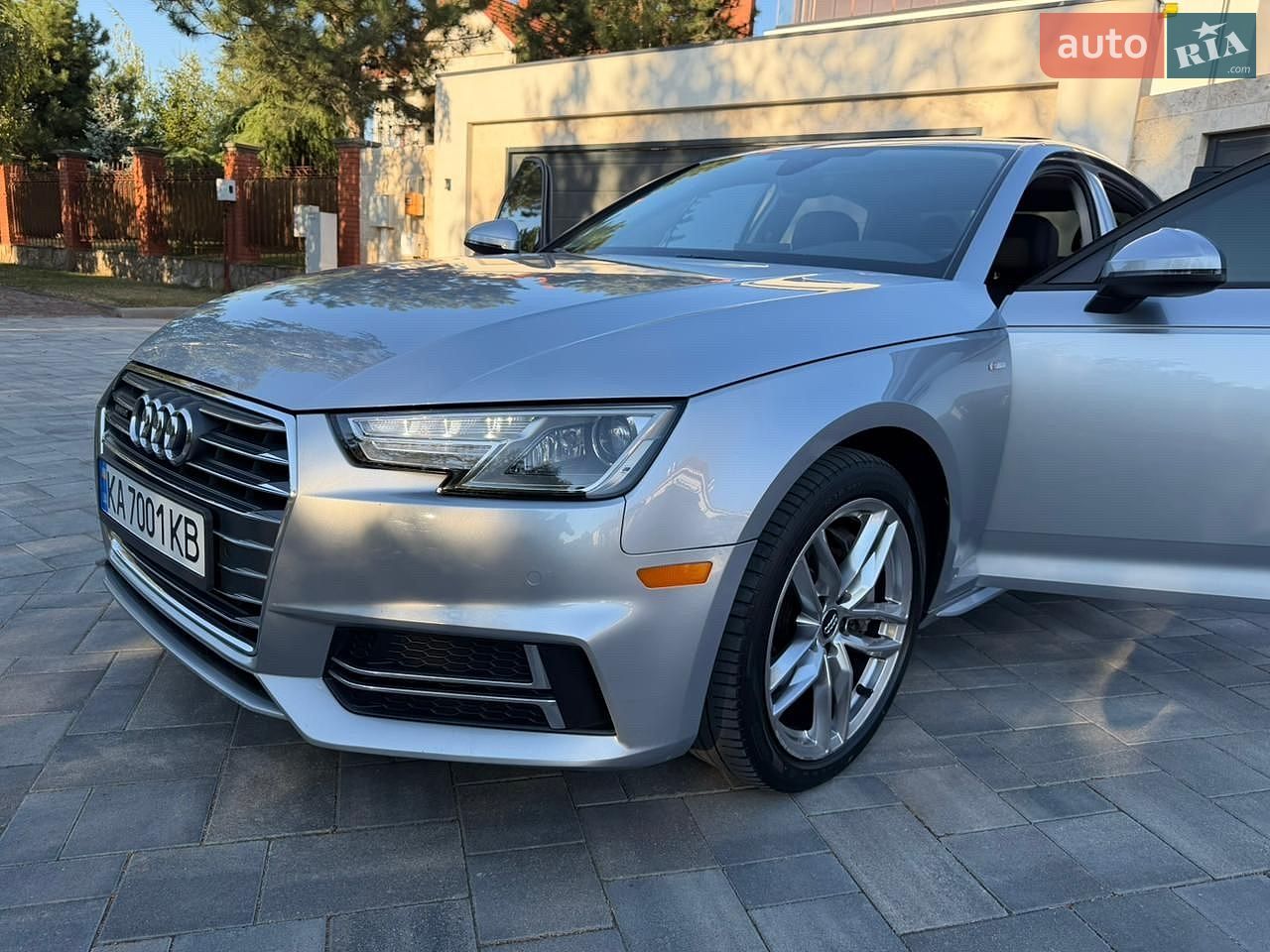 Audi A4 2016 VIN WAUDNAF41HN054759 фото оголошення 21 з 81