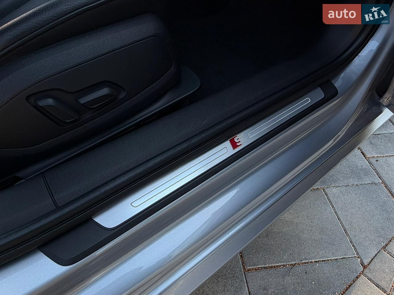 Audi A4 2016 VIN WAUDNAF41HN054759 фото оголошення 23 з 81