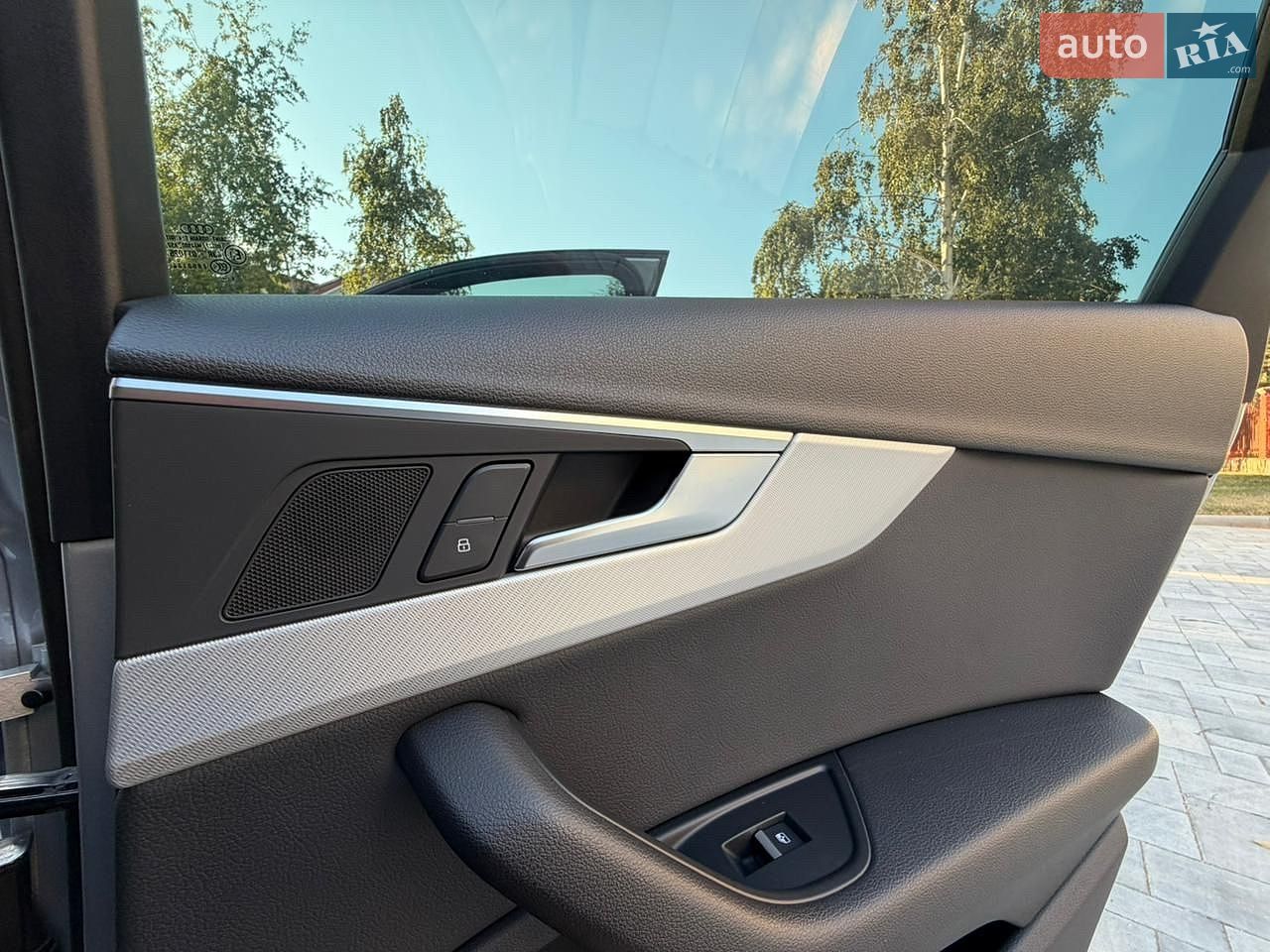 Audi A4 2016 VIN WAUDNAF41HN054759 фото оголошення 29 з 81