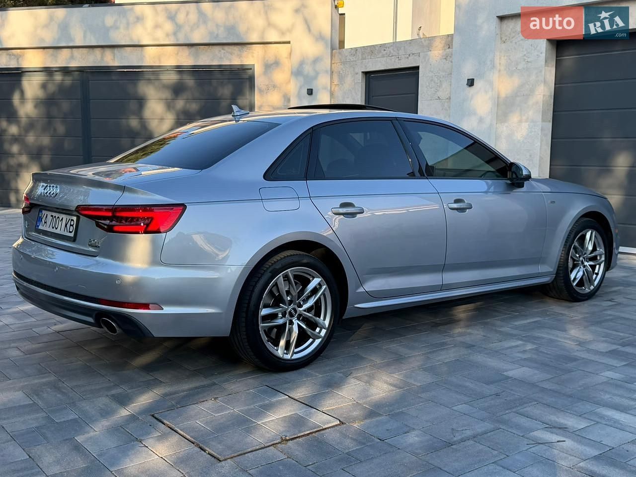 Audi A4 2016 VIN WAUDNAF41HN054759 фото оголошення 35 з 81