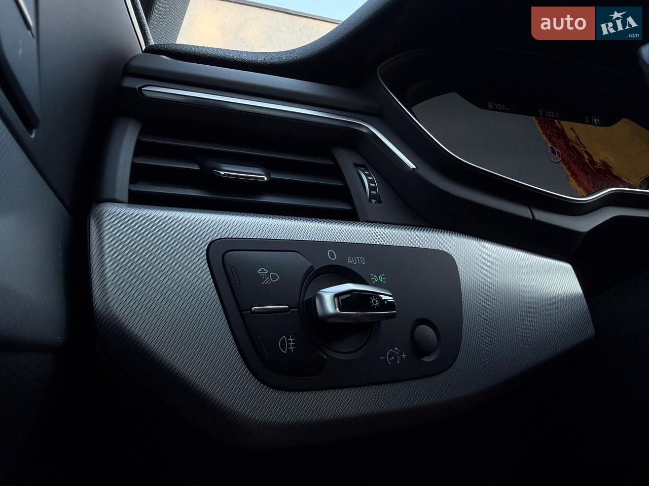 Audi A4 2016 VIN WAUDNAF41HN054759 фото оголошення 76 з 81