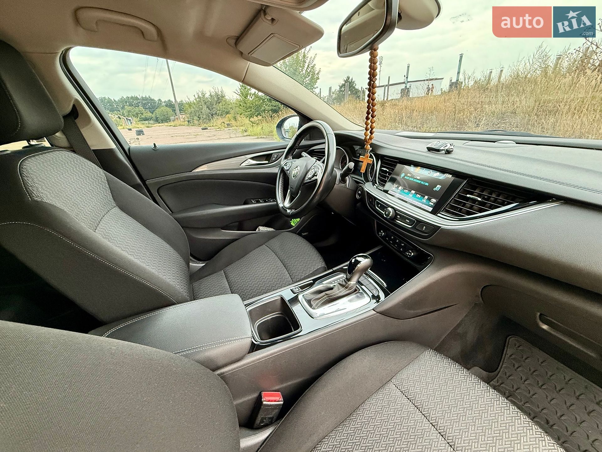 Buick Regal TourX 2018 VIN W04GU8SX6J1117499 фото оголошення 34 з 44