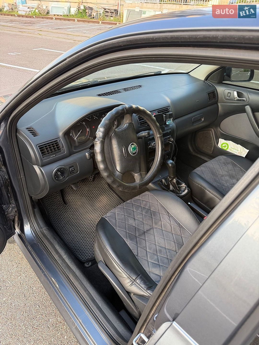 Skoda Octavia 2008 VIN TMBDG41U48B016420 фото оголошення 6 з 8