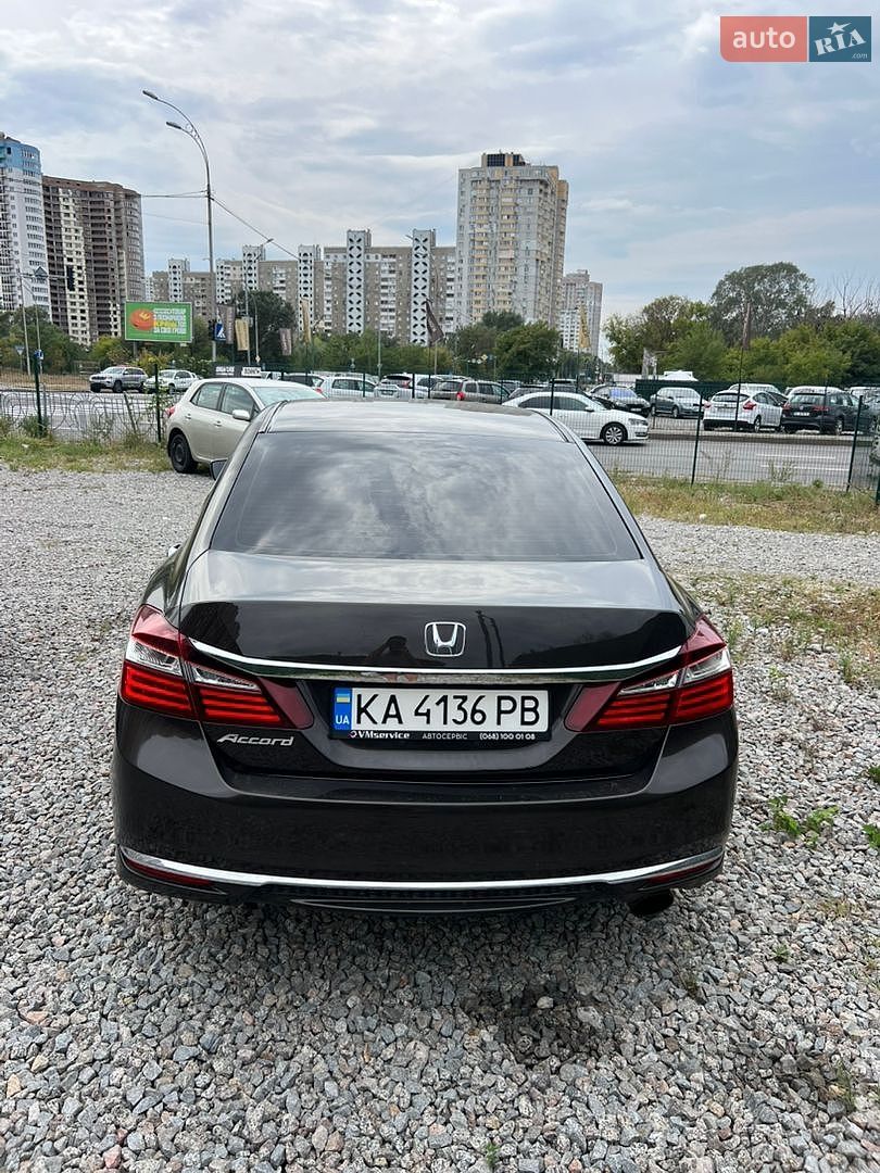 Honda Accord 2016 VIN 1HGCR2F31GA237683 фото оголошення 6 з 14