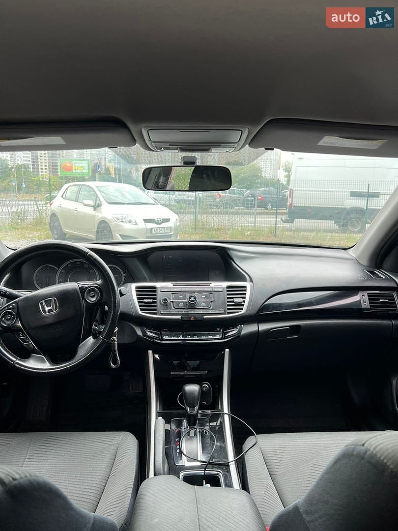 Honda Accord 2016 VIN 1HGCR2F31GA237683 фото оголошення 8 з 14