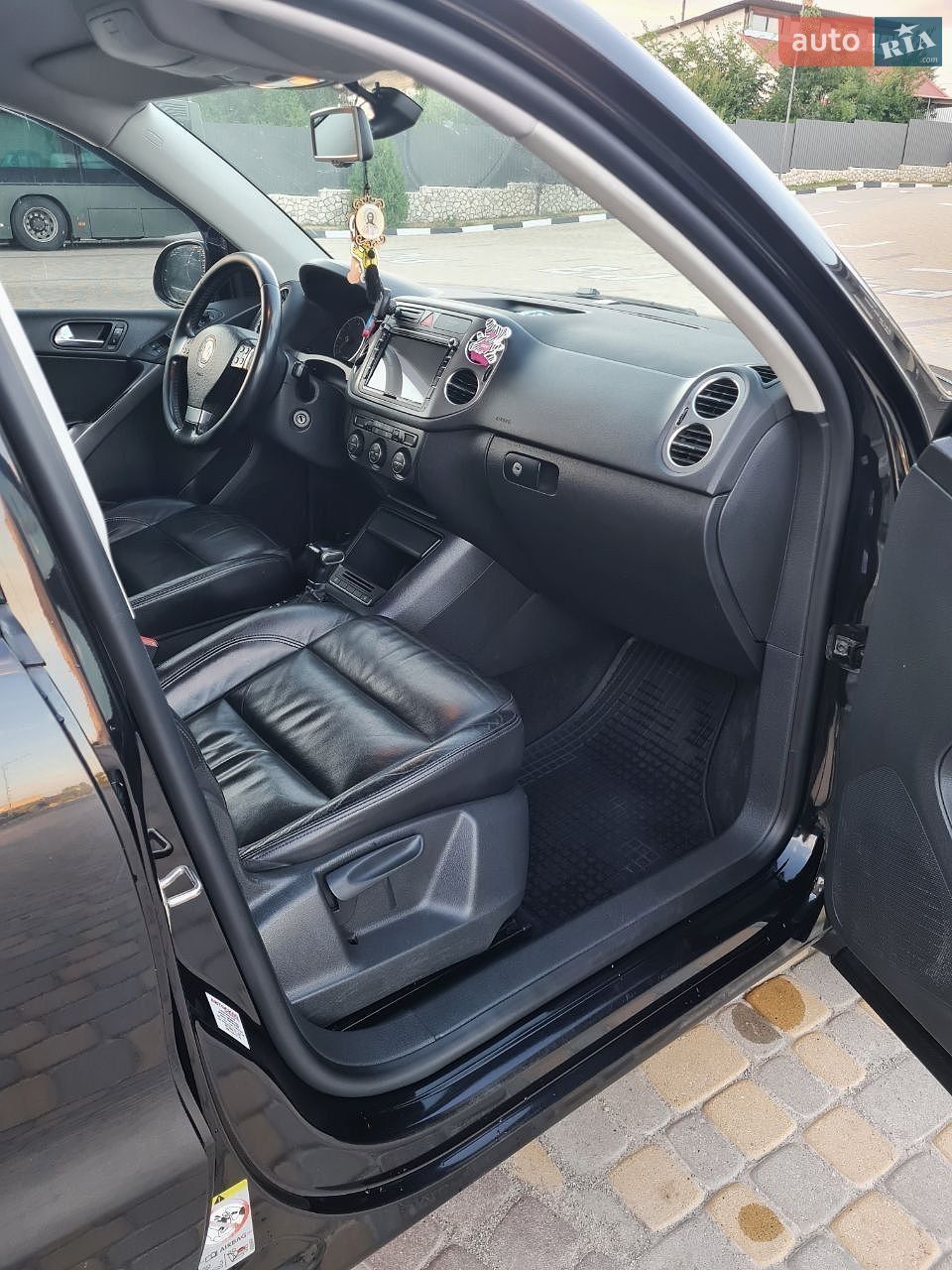 Volkswagen Tiguan 2008 VIN WVGZZZ5NZ9W065408 фото оголошення 9 з 14