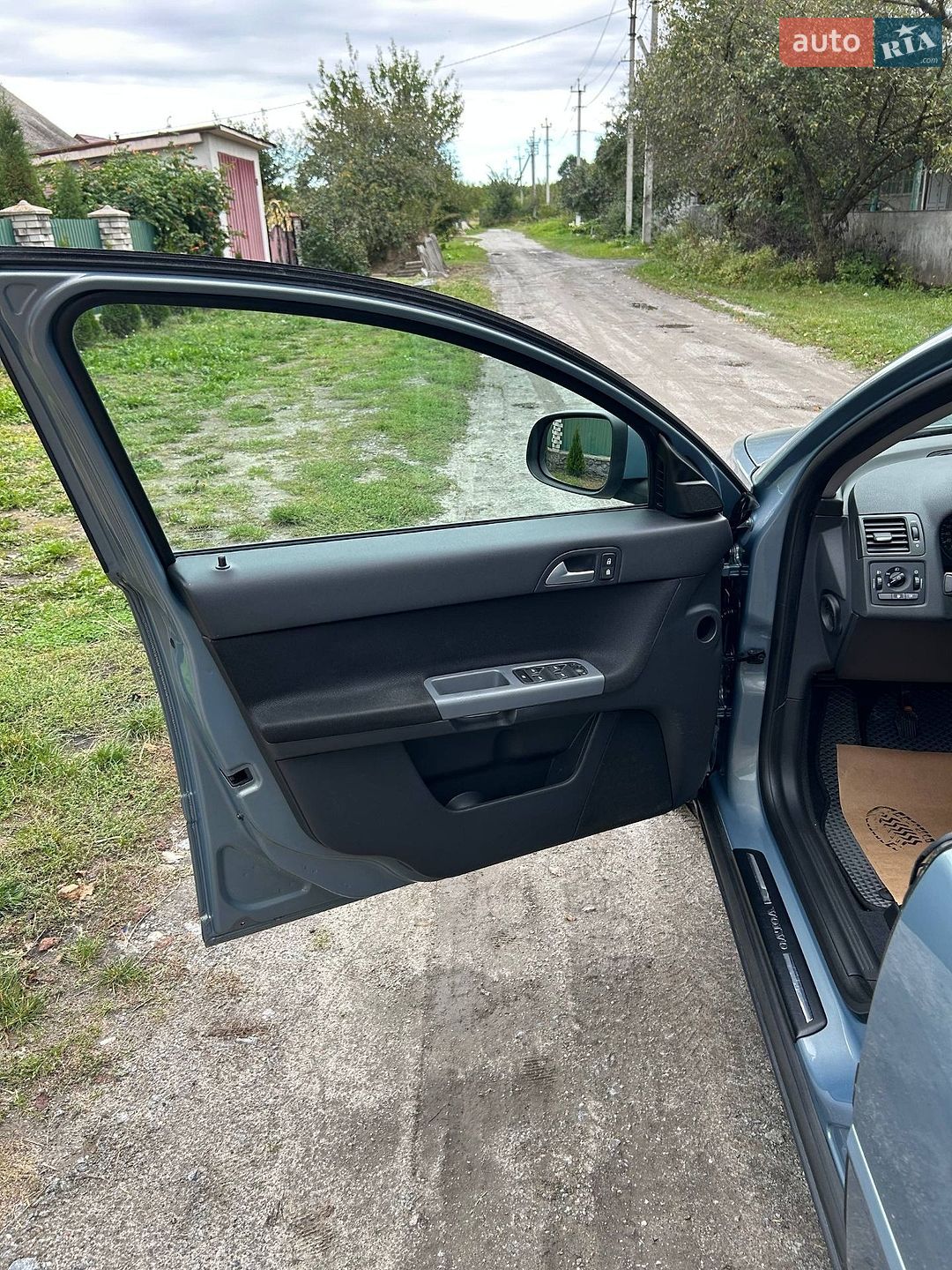 Volvo V50 2010 VIN YV1MW76F2B2590907 фото оголошення 13 з 58