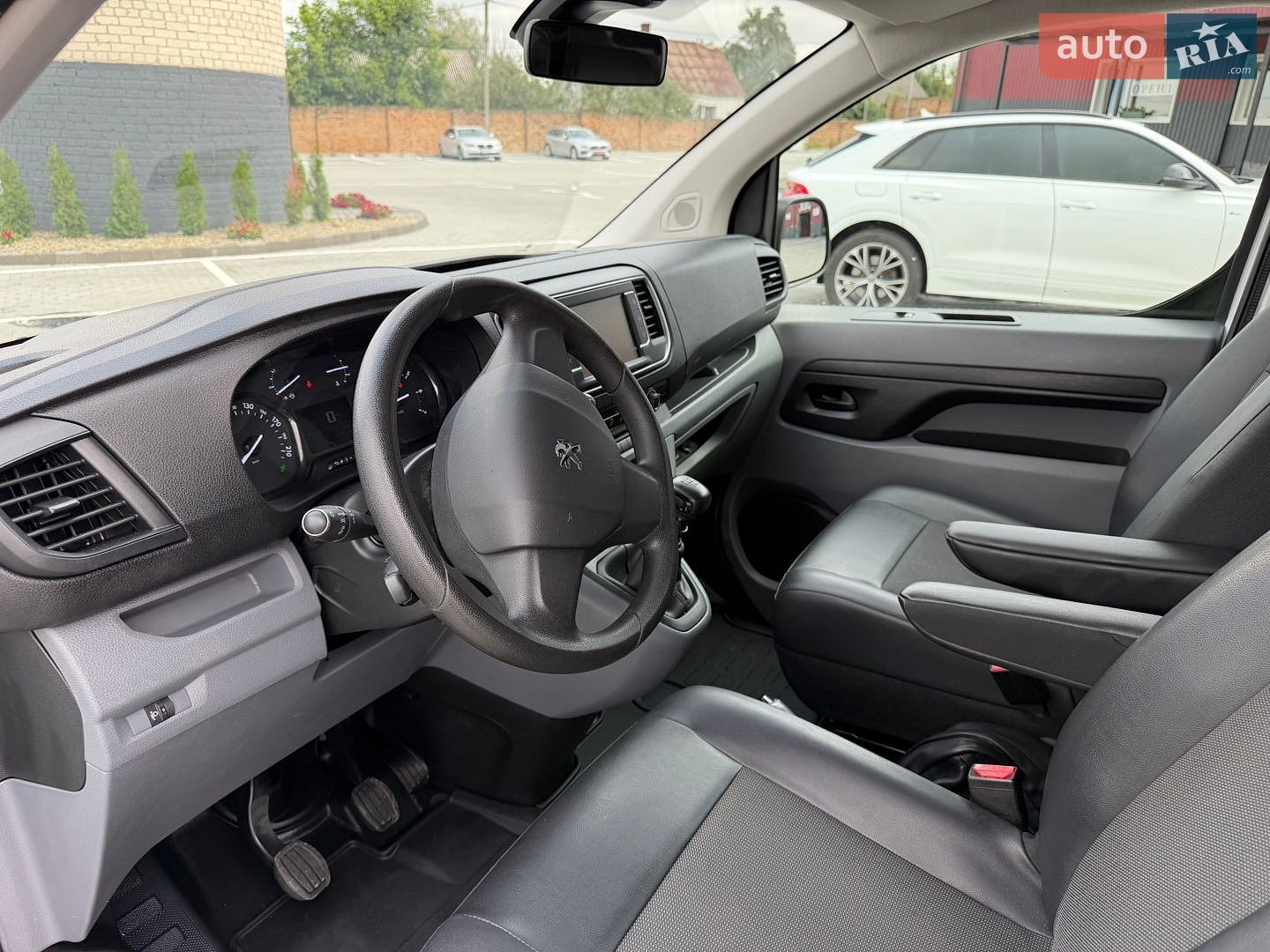 Peugeot Expert 2021 VIN VF3VFAHKKM7842131 фото оголошення 42 з 72