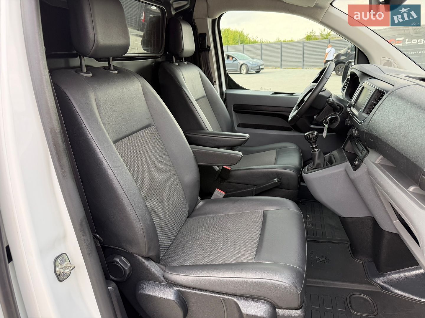 Peugeot Expert 2021 VIN VF3VFAHKKM7842131 фото оголошення 45 з 72