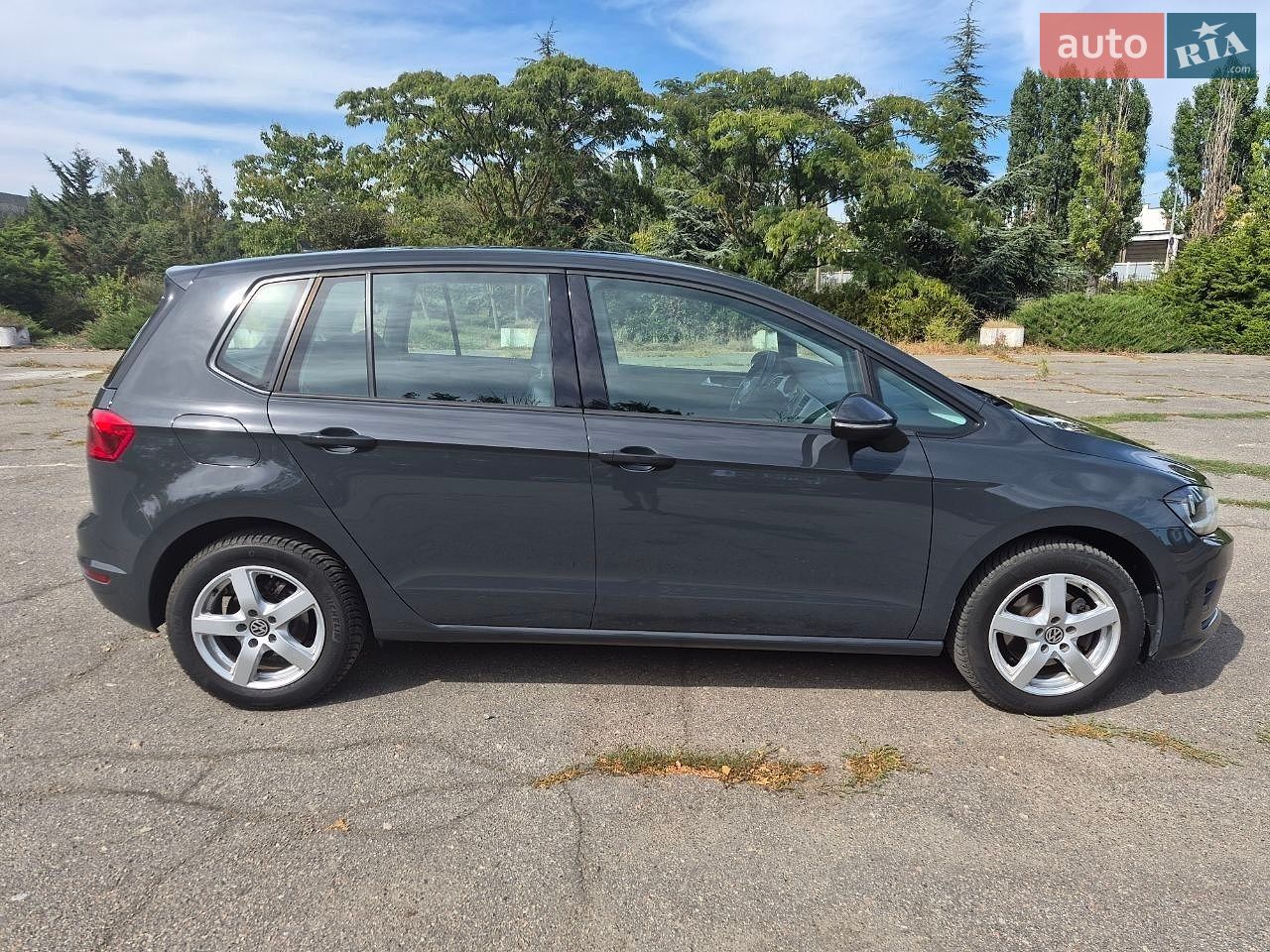 Volkswagen Golf Sportsvan 2015 VIN WVWZZZAUZFW588011 фото оголошення 7 з 26
