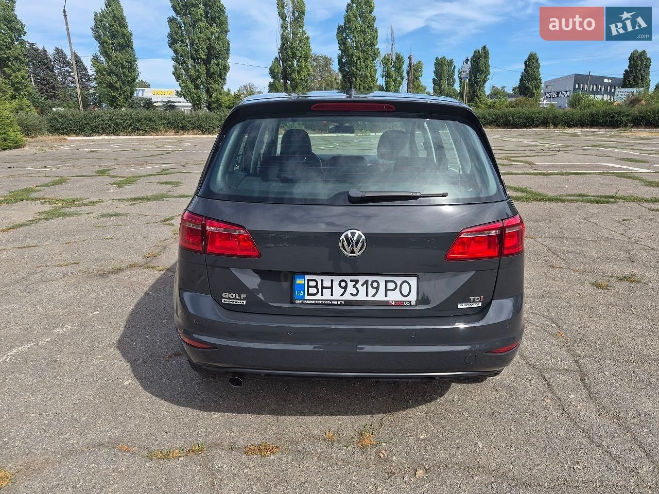 Volkswagen Golf Sportsvan 2015 VIN WVWZZZAUZFW588011 фото оголошення 8 з 26