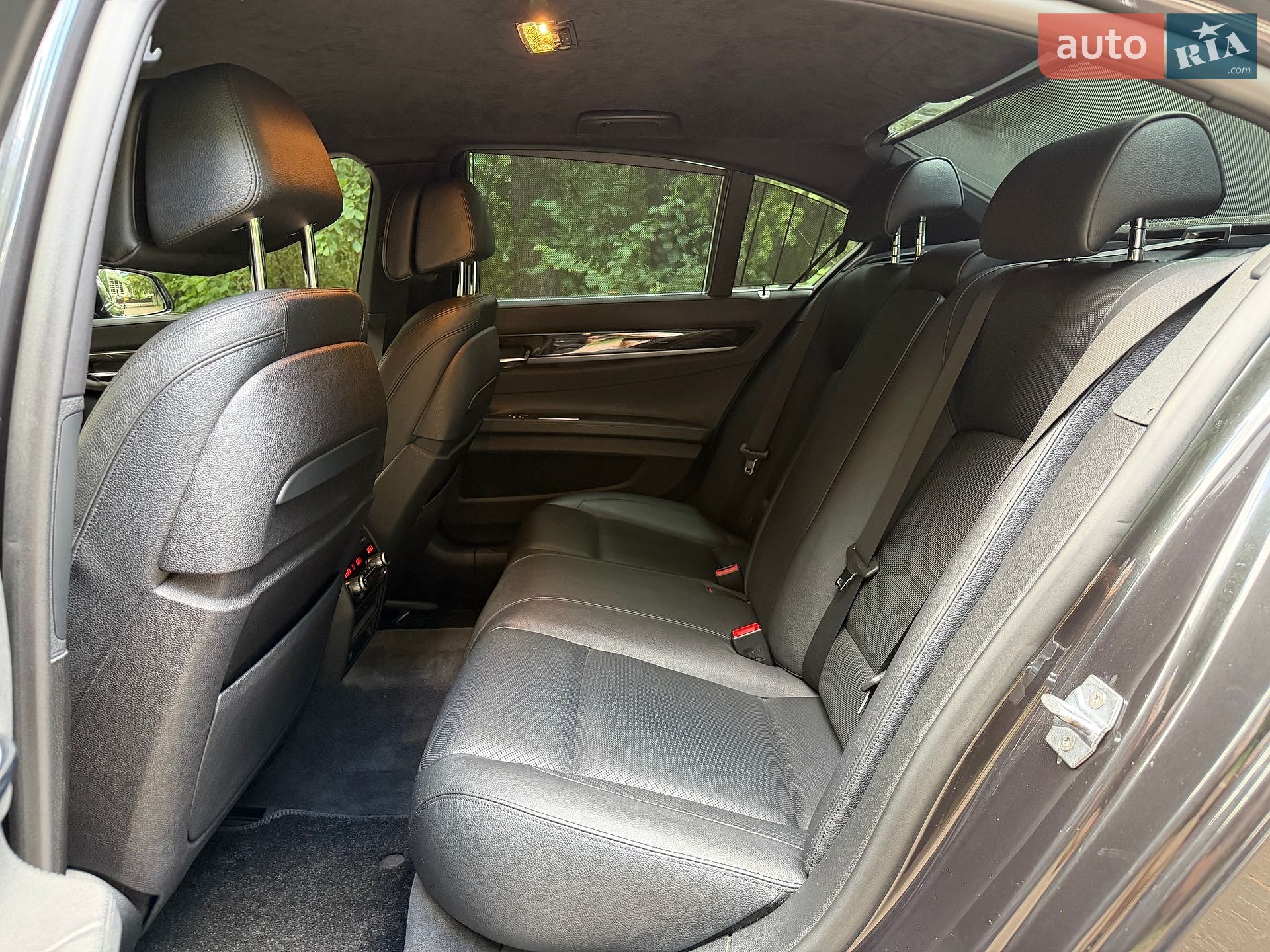 BMW 7 Series 2013 VIN WBAYA61090C994158 фото оголошення 39 з 60