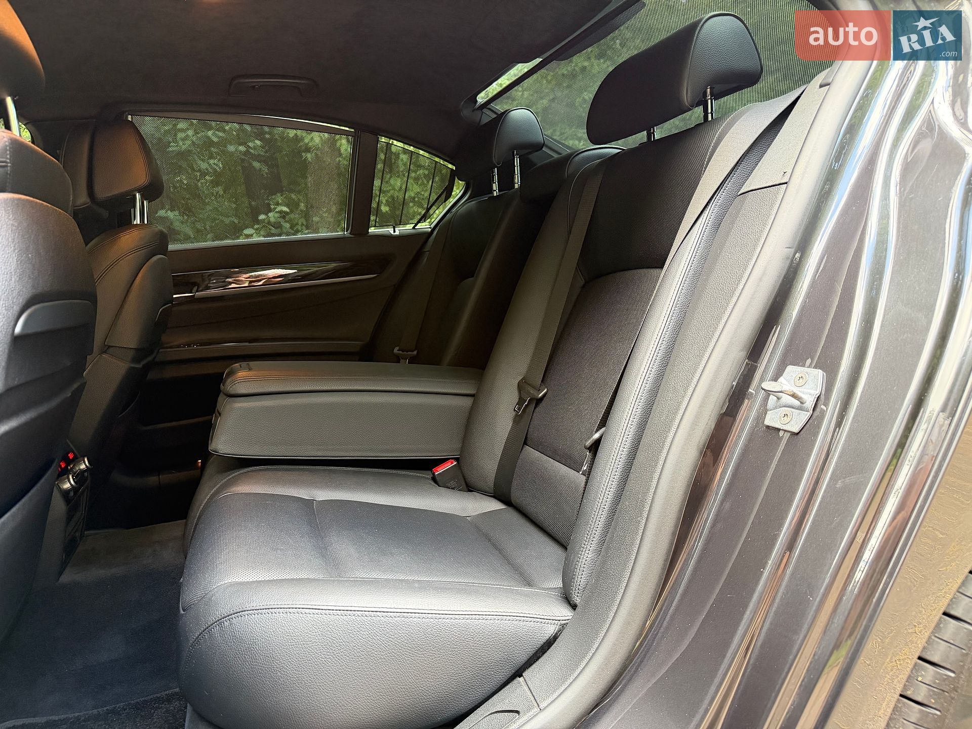 BMW 7 Series 2013 VIN WBAYA61090C994158 фото оголошення 40 з 60