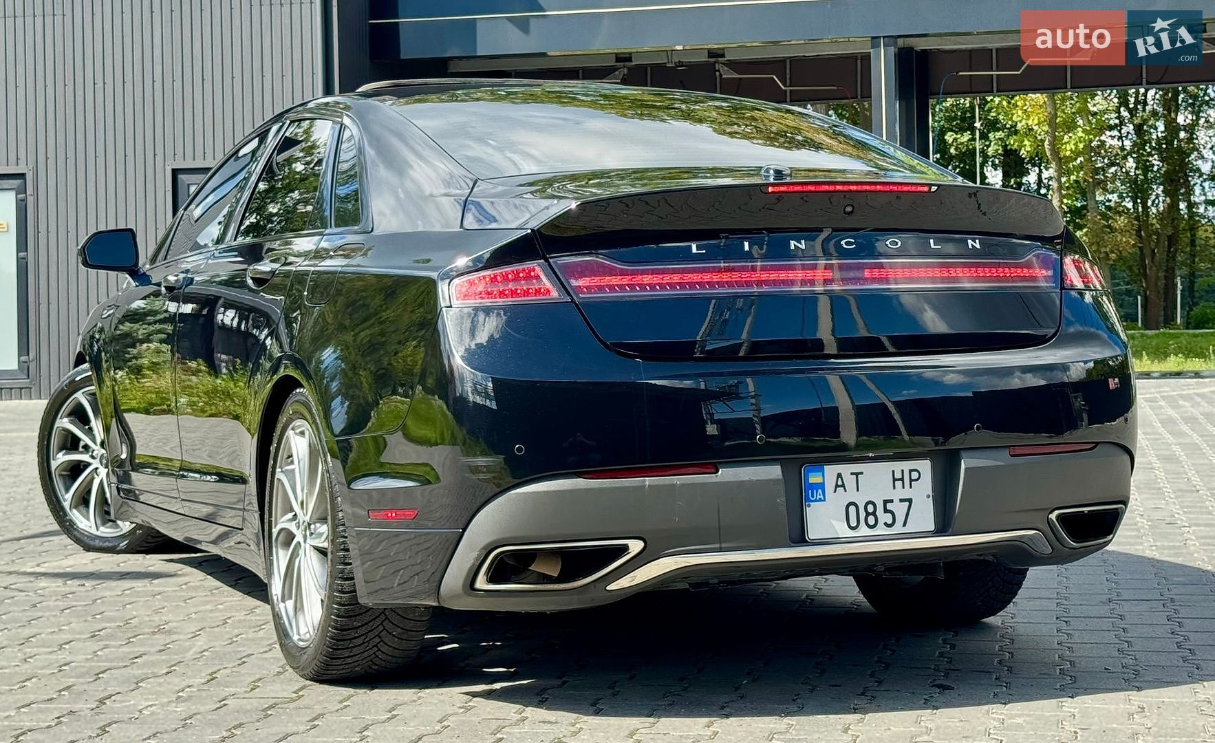 Lincoln MKZ 2019 VIN 3LN6L5D97KR626991 фото оголошення 11 з 73