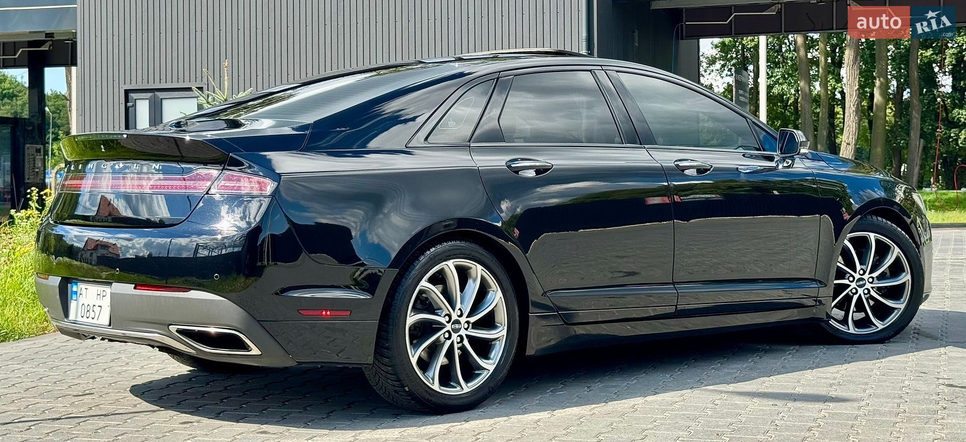 Lincoln MKZ 2019 VIN 3LN6L5D97KR626991 фото оголошення 17 з 73