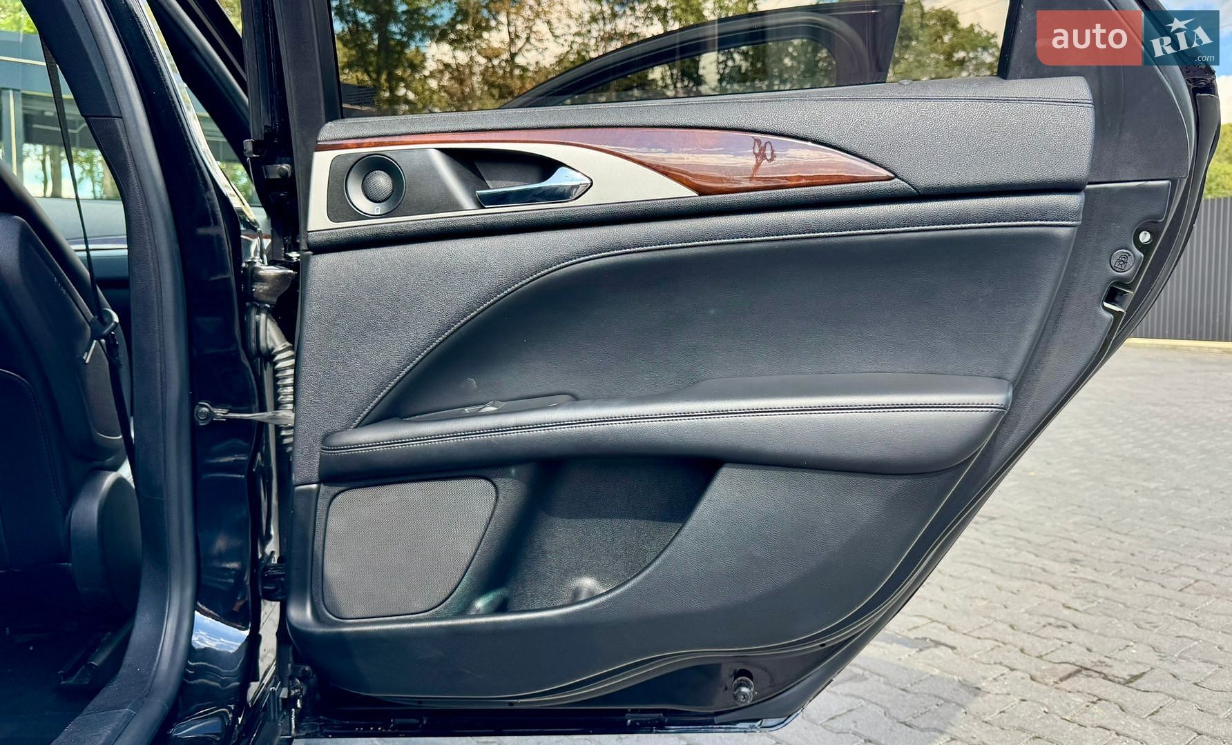 Lincoln MKZ 2019 VIN 3LN6L5D97KR626991 фото оголошення 20 з 73