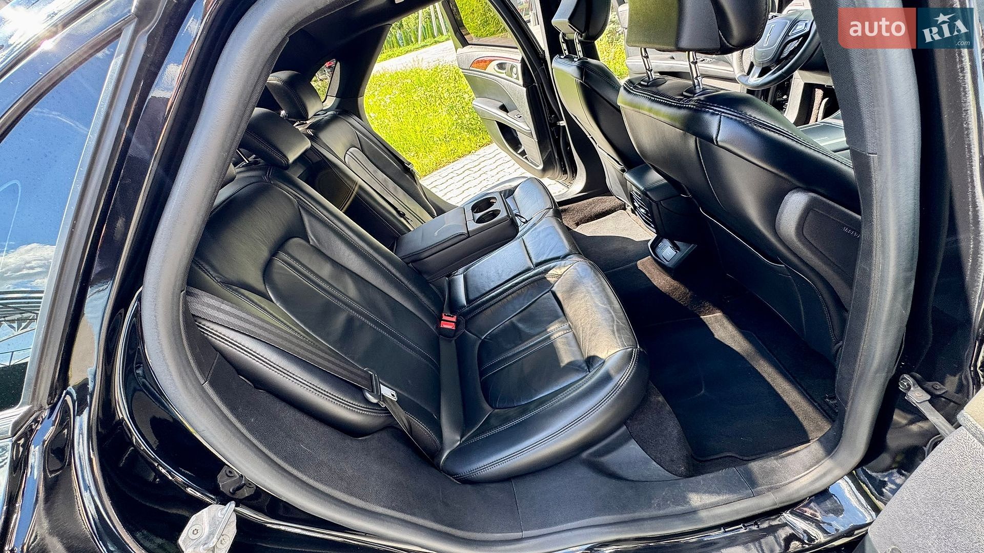 Lincoln MKZ 2019 VIN 3LN6L5D97KR626991 фото оголошення 27 з 73