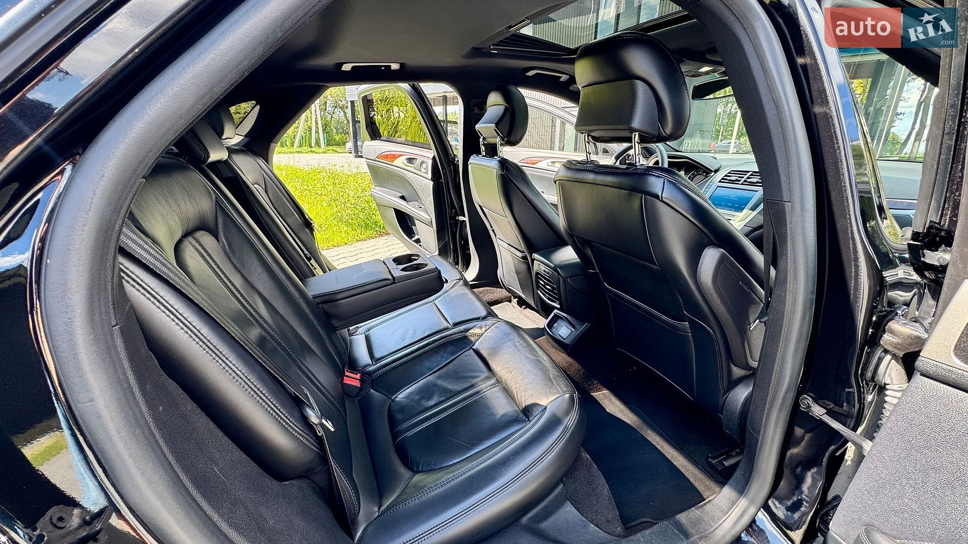Lincoln MKZ 2019 VIN 3LN6L5D97KR626991 фото оголошення 28 з 73