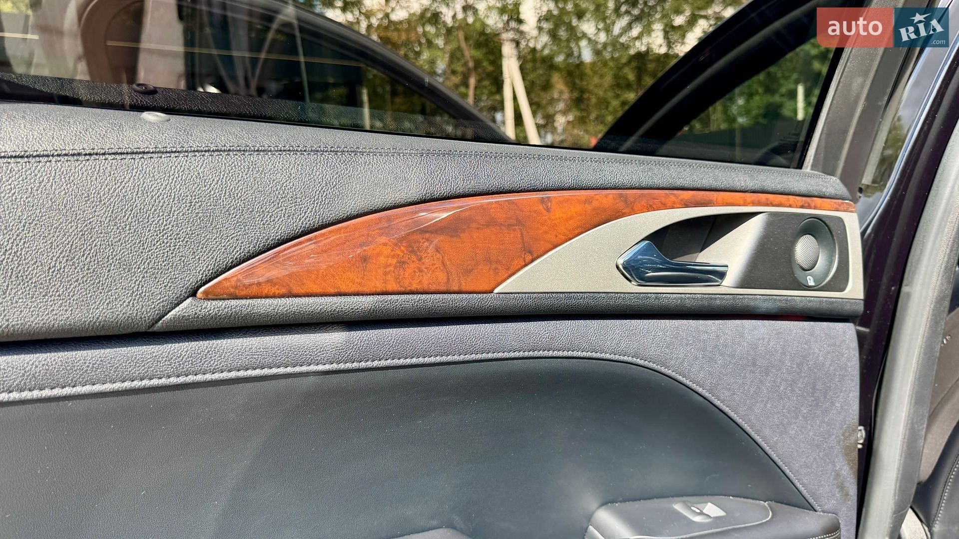 Lincoln MKZ 2019 VIN 3LN6L5D97KR626991 фото оголошення 33 з 73