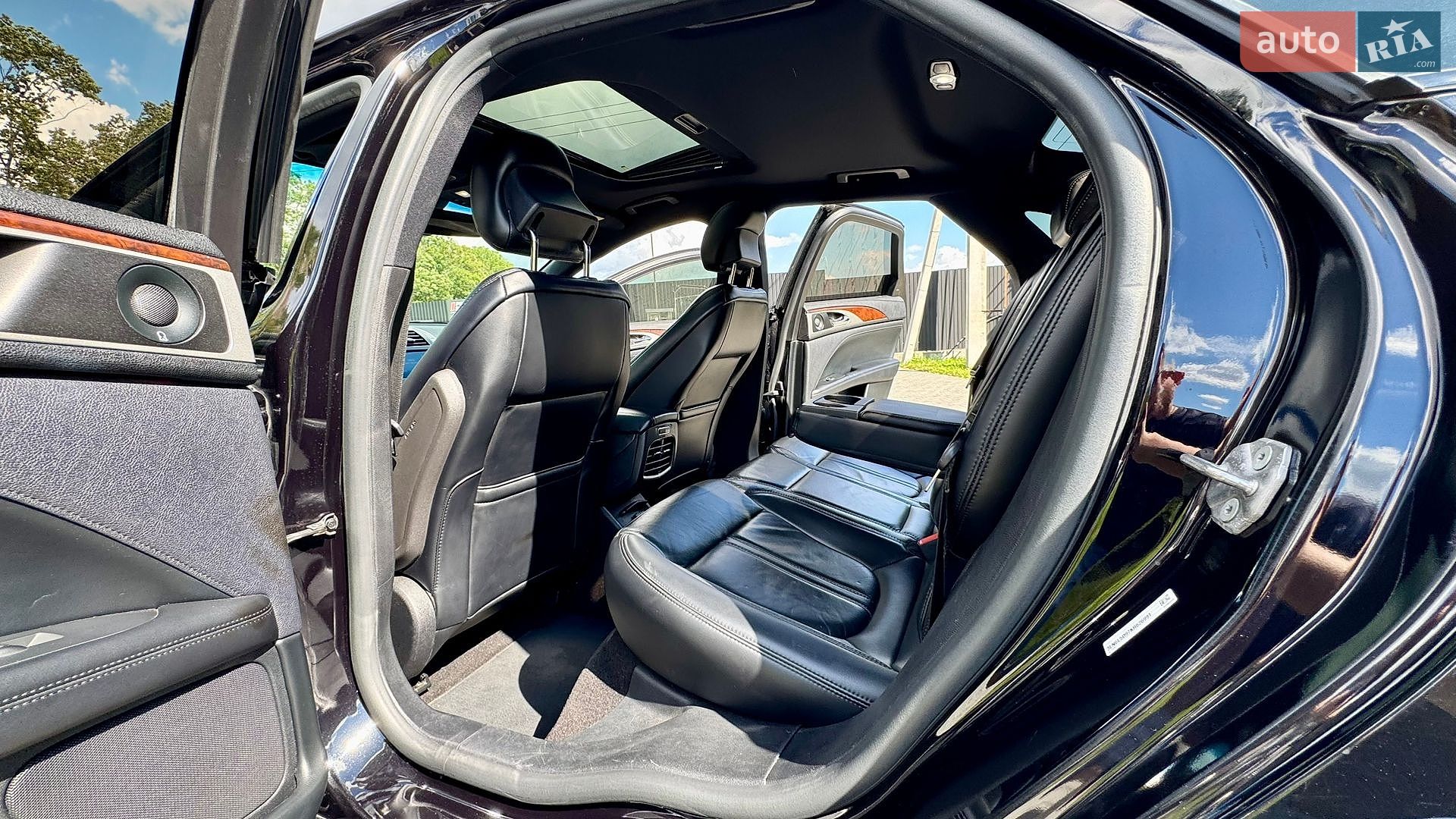 Lincoln MKZ 2019 VIN 3LN6L5D97KR626991 фото оголошення 36 з 73