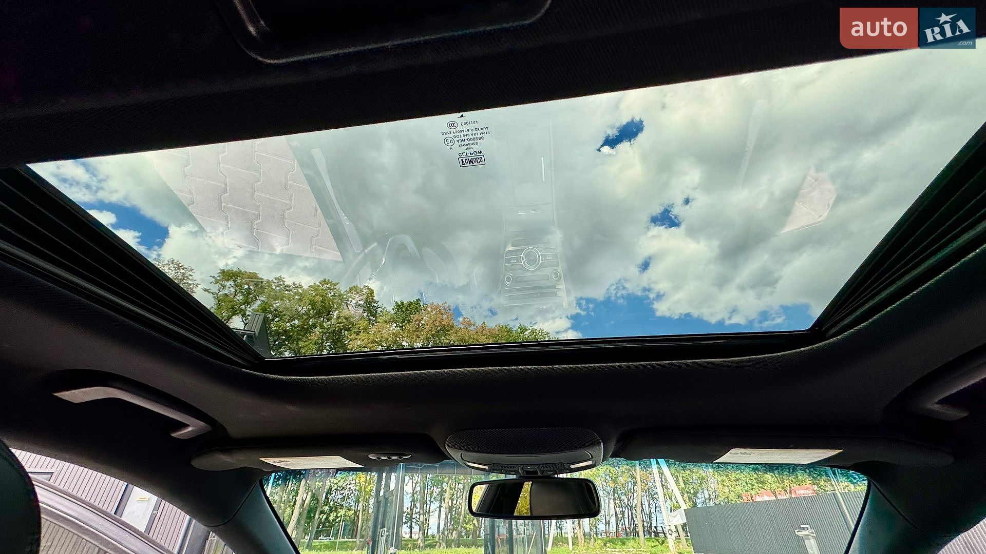 Lincoln MKZ 2019 VIN 3LN6L5D97KR626991 фото оголошення 39 з 73