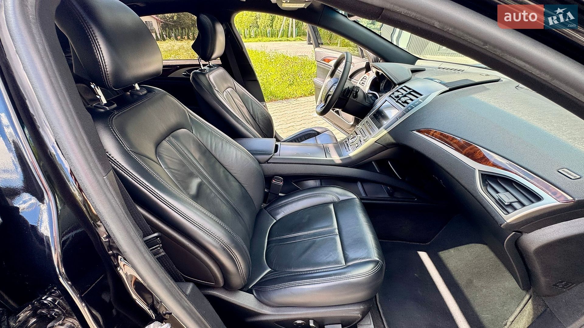Lincoln MKZ 2019 VIN 3LN6L5D97KR626991 фото оголошення 50 з 73