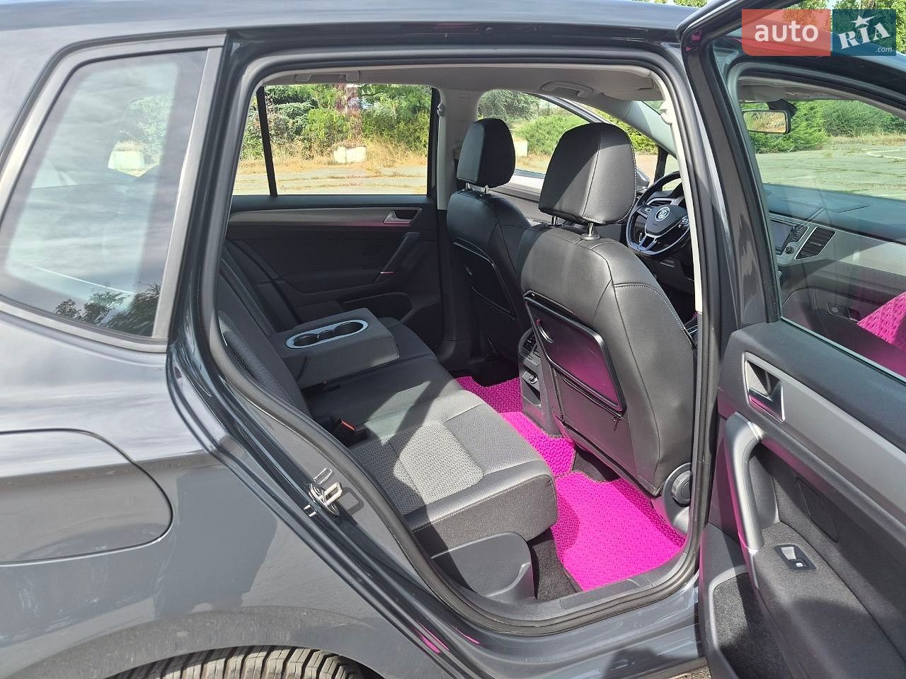 Volkswagen Golf Sportsvan 2015 VIN WVWZZZAUZFW588011 фото оголошення 12 з 26