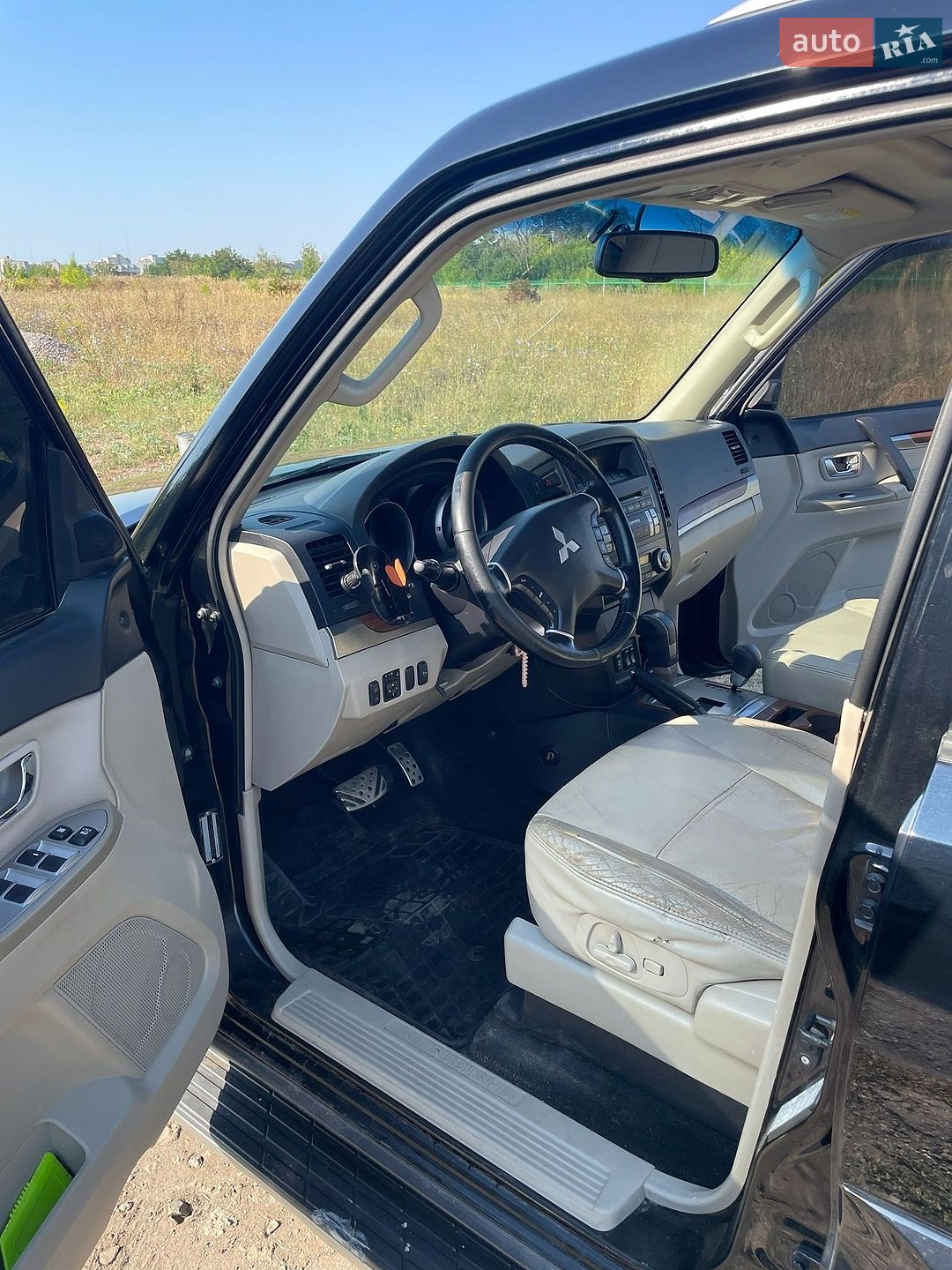 Mitsubishi Pajero Wagon 2007 VIN JMYLRV93W7J718130 фото оголошення 5 з 8