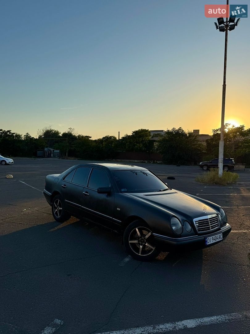 Mercedes-Benz E-Class 1996 VIN WDB2100551A038559 фото оголошення 9 з 21