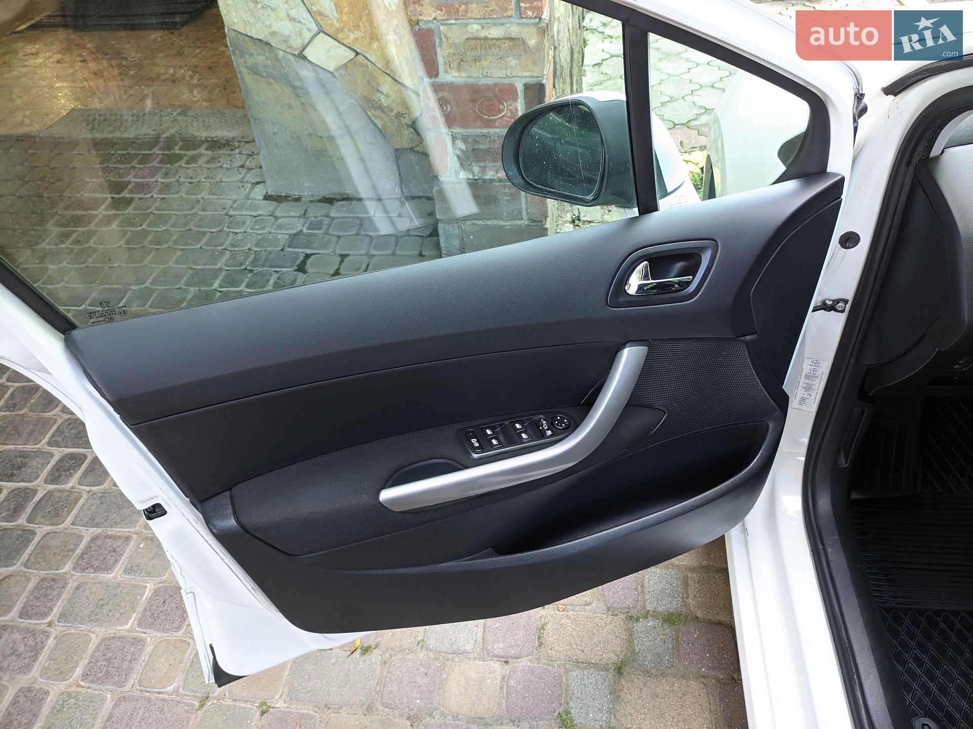 Peugeot 308 2011 VIN VF34H9HR8BS216492 фото оголошення 17 з 21
