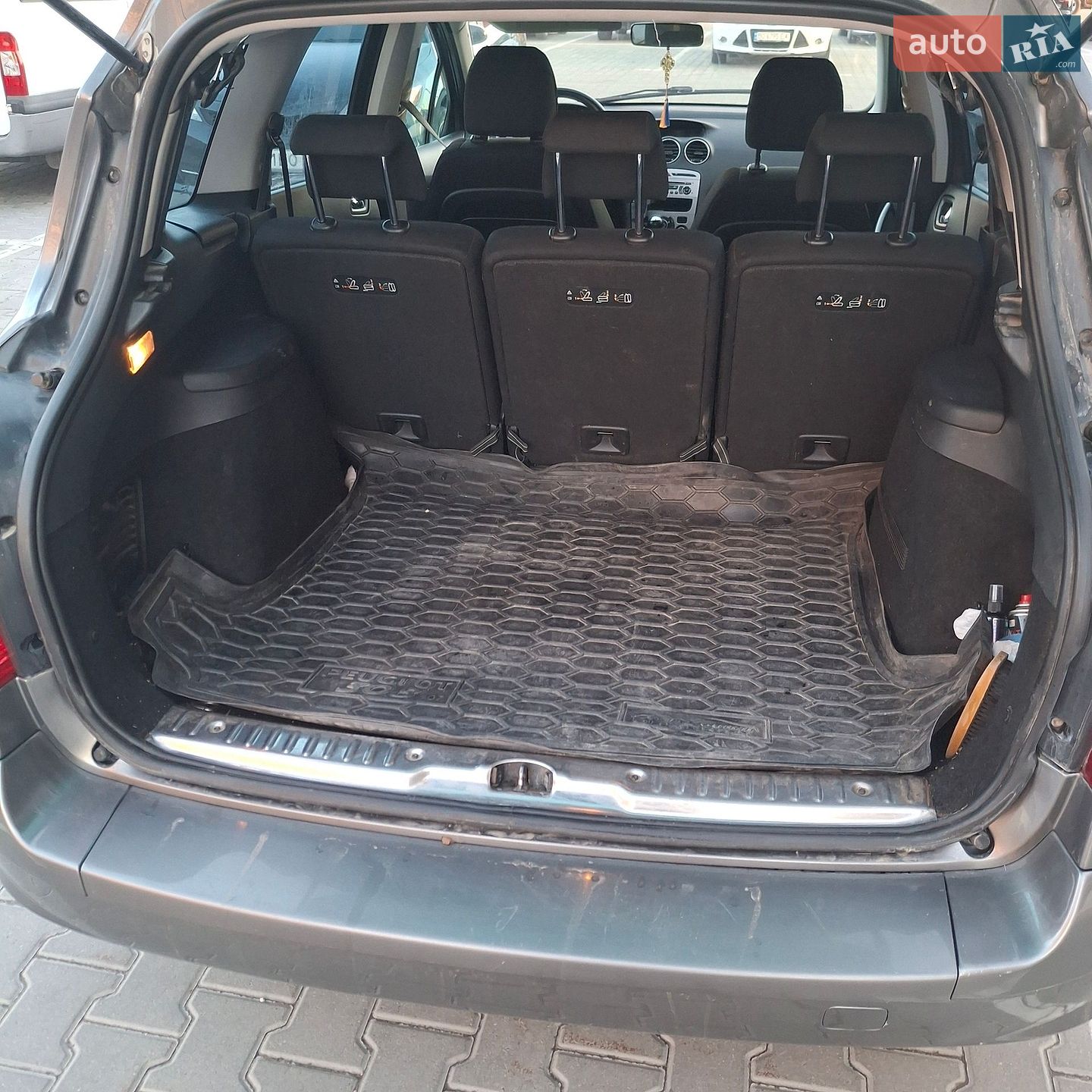 Peugeot 308 2009 VIN VF34H9HZH9S130797 фото оголошення 8 з 15
