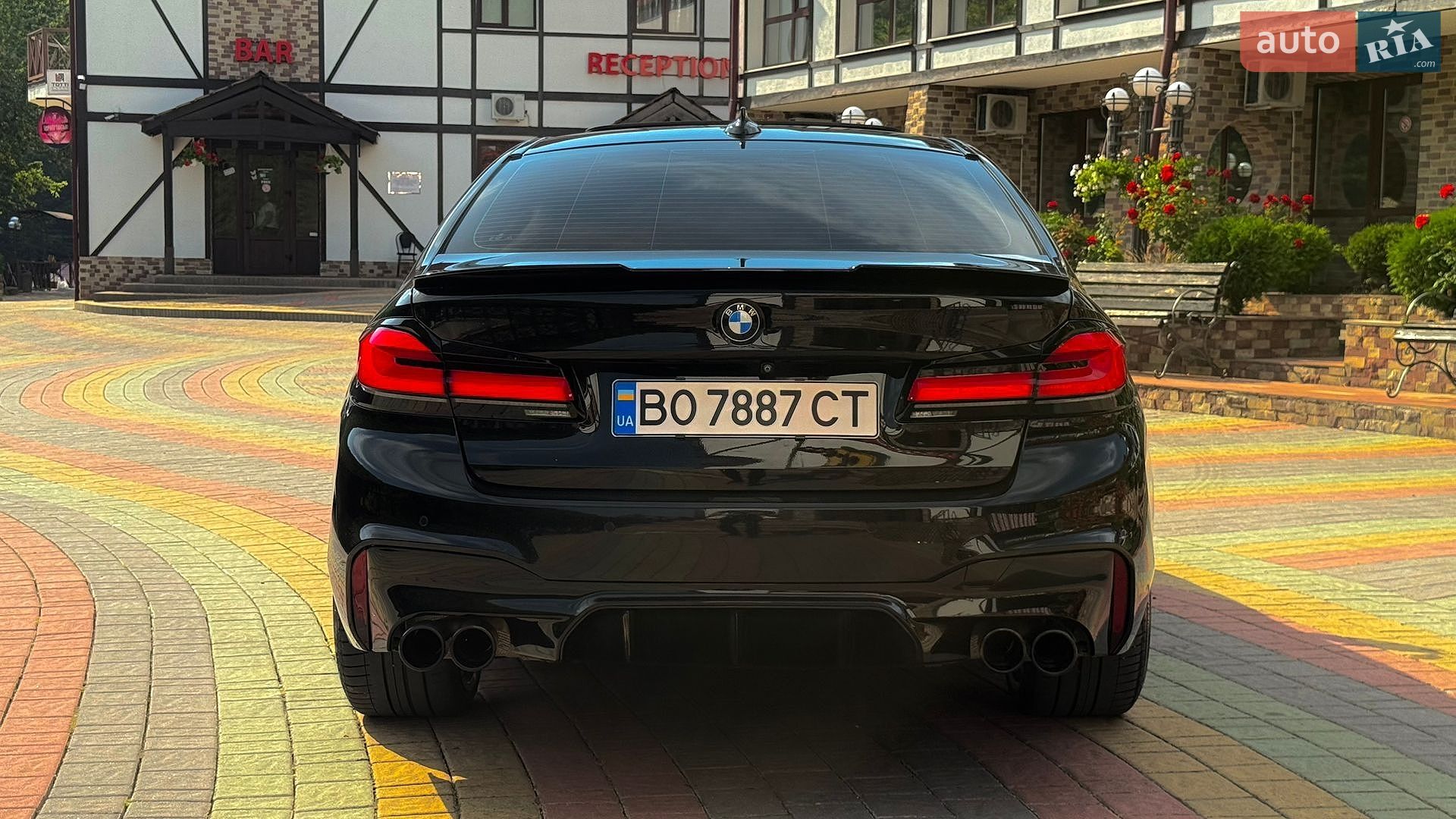 BMW 5 Series 2018 VIN WBAJA7C5XKG910246 фото оголошення 9 з 25