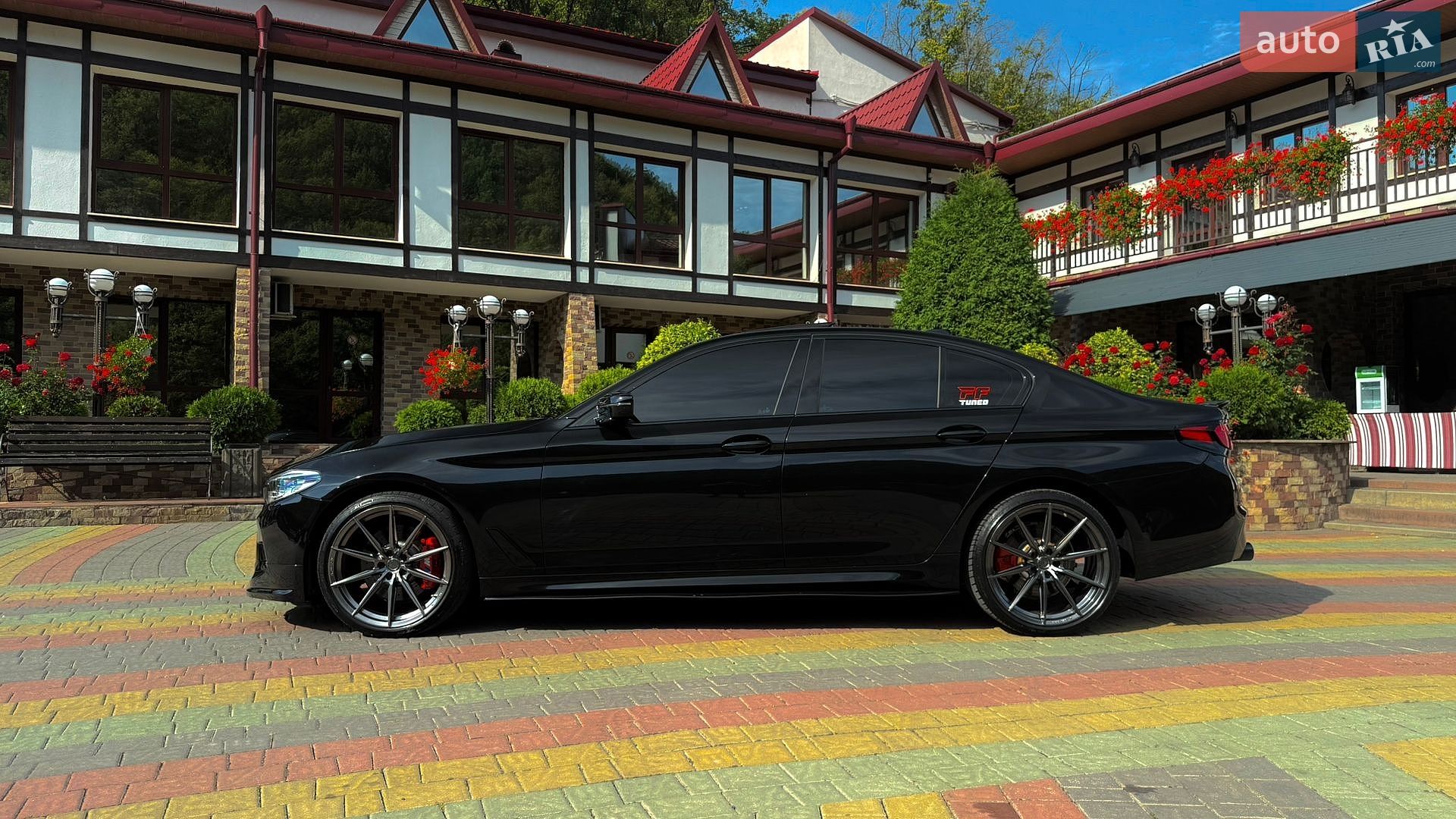 BMW 5 Series 2018 VIN WBAJA7C5XKG910246 фото оголошення 14 з 25