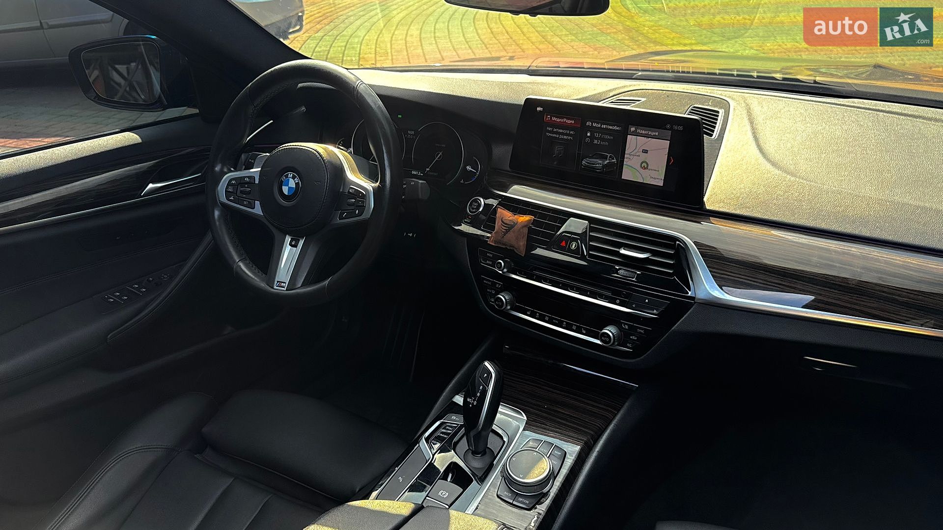 BMW 5 Series 2018 VIN WBAJA7C5XKG910246 фото оголошення 25 з 25