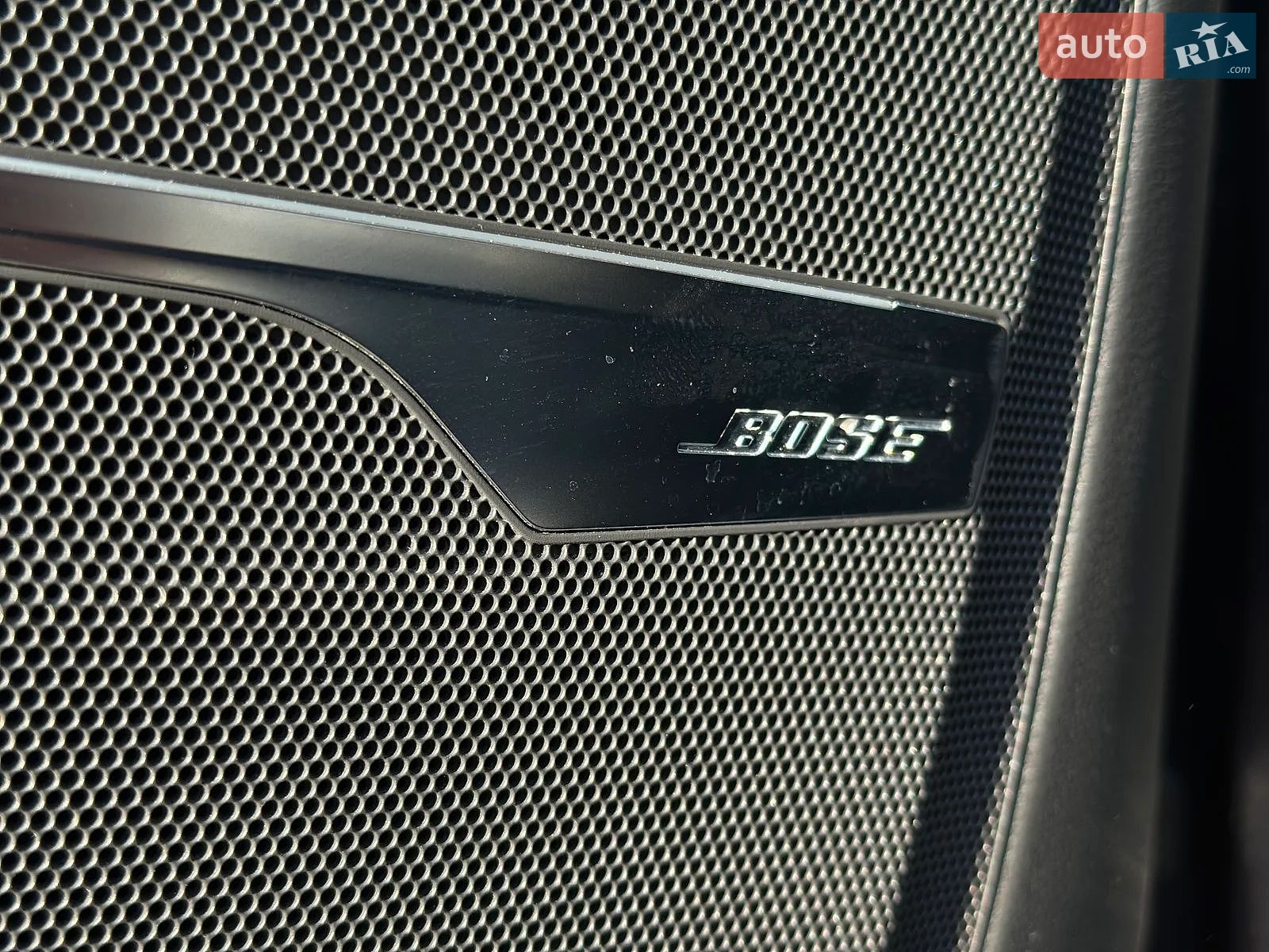 Audi Q7 2018 VIN WAUZZZ4M7JD052263 фото оголошення 20 з 22