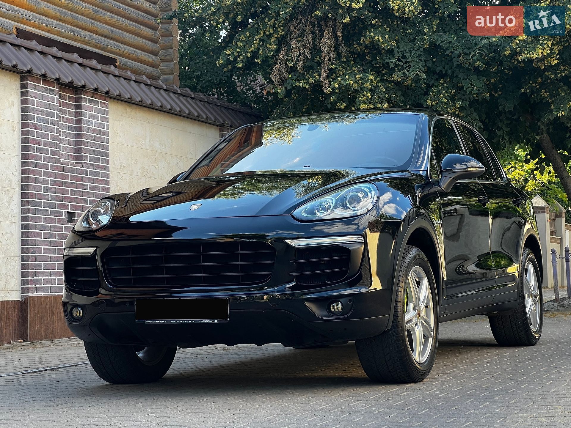 Porsche Cayenne 2015 VIN WP1AE2A20GLA59106 фото оголошення 2 з 31