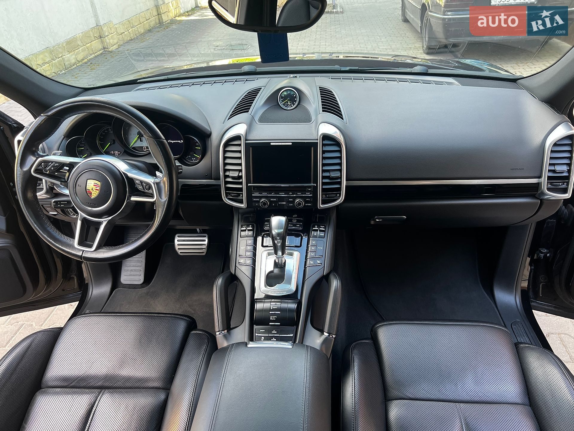 Porsche Cayenne 2015 VIN WP1AE2A20GLA59106 фото оголошення 22 з 31