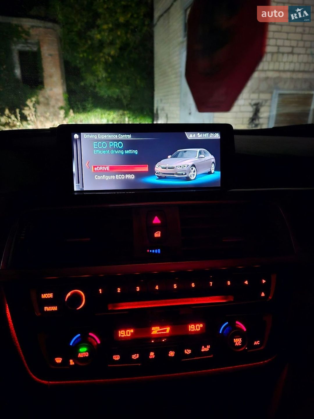 BMW 3 Series 2018 VIN WBA8E1C59JA756355 фото оголошення 13 з 27