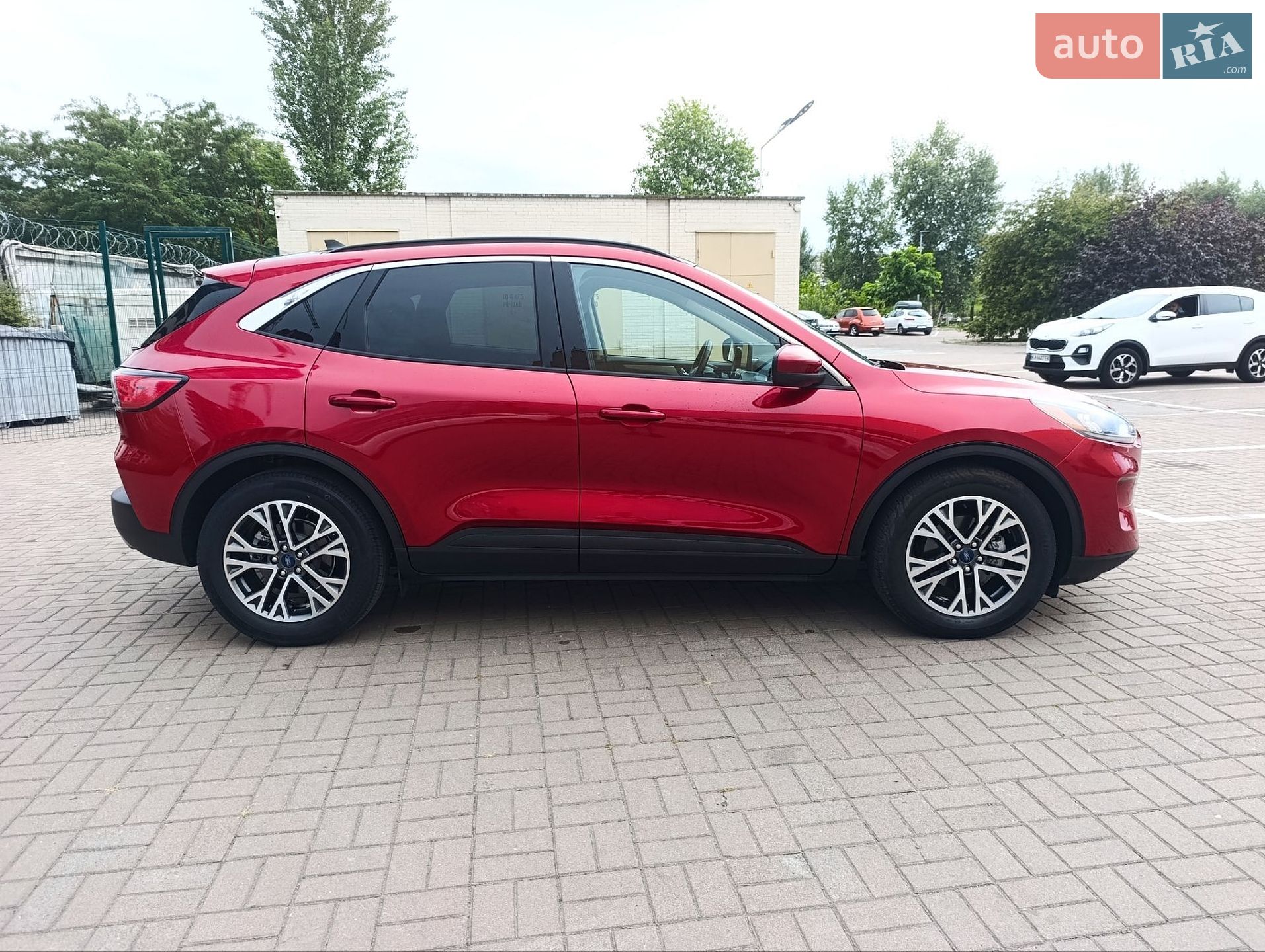 Ford Escape 2020 VIN 1FMCU0H60LUC22461 фото оголошення 7 з 35