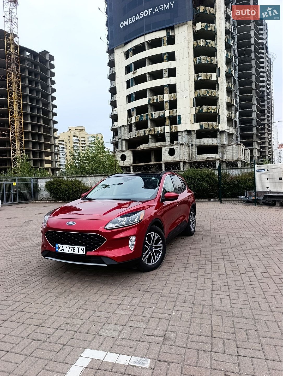 Ford Escape 2020 VIN 1FMCU0H60LUC22461 фото оголошення 2 з 35