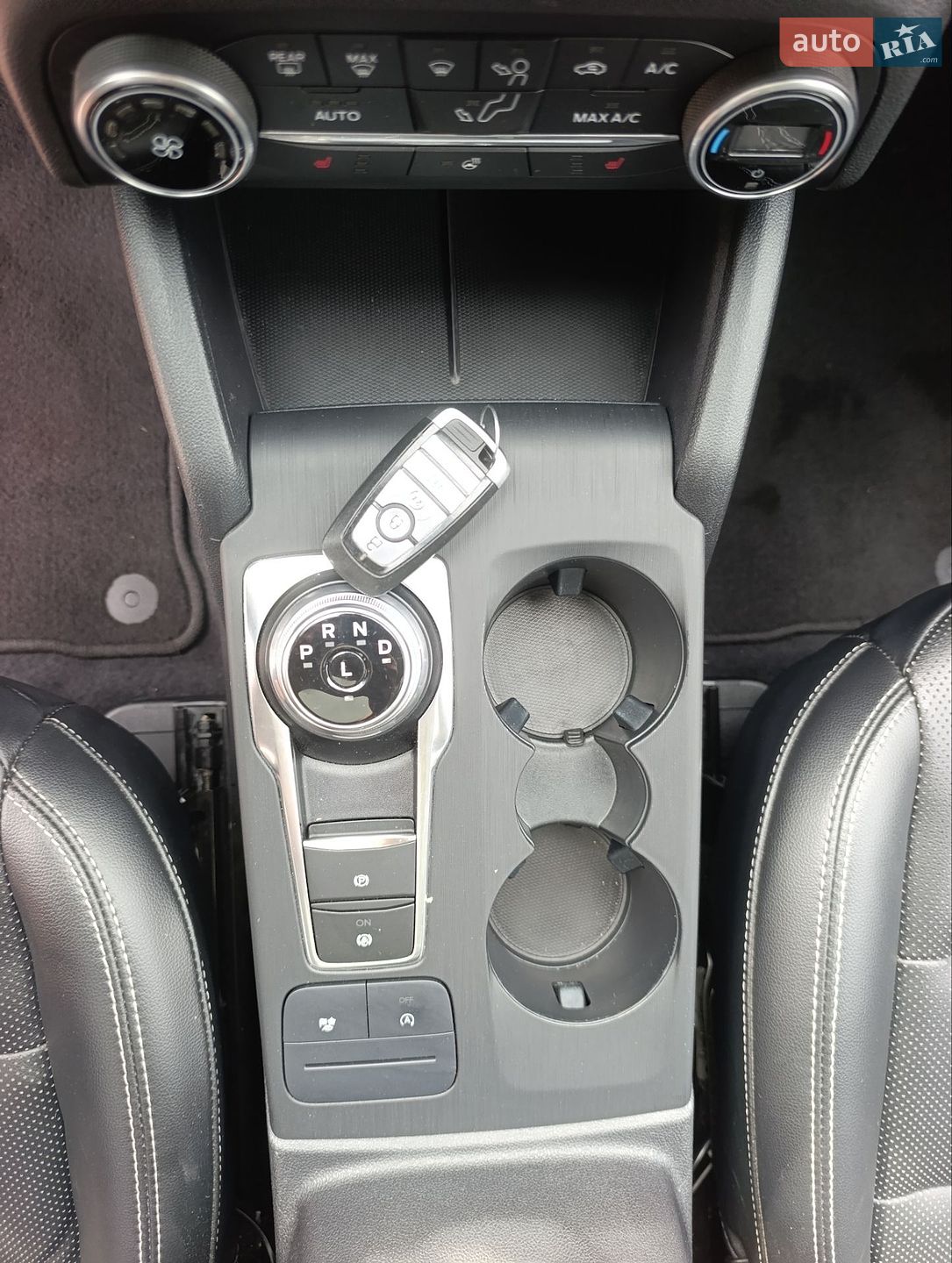 Ford Escape 2020 VIN 1FMCU0H60LUC22461 фото оголошення 21 з 35