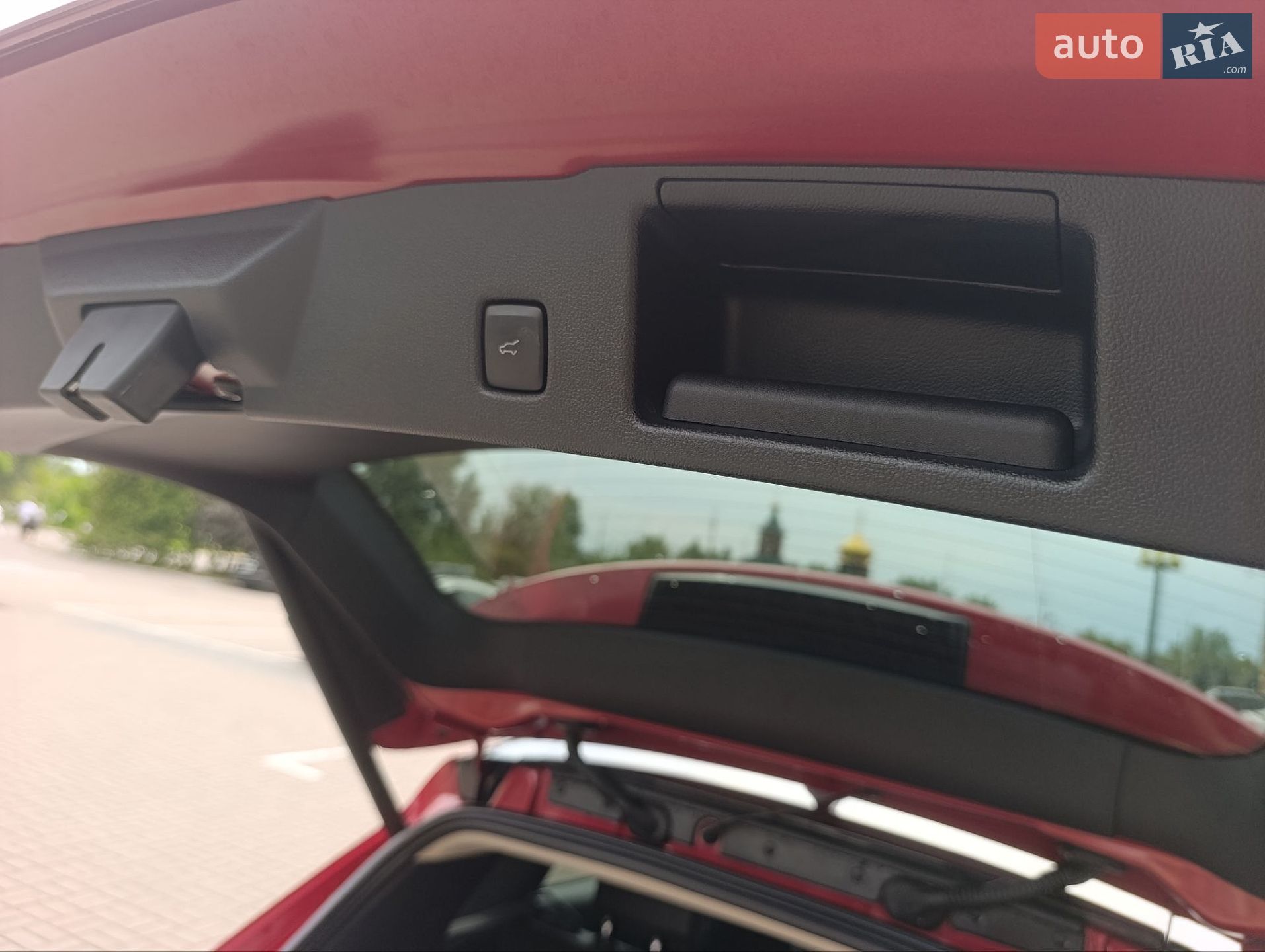 Ford Escape 2020 VIN 1FMCU0H60LUC22461 фото оголошення 34 з 35