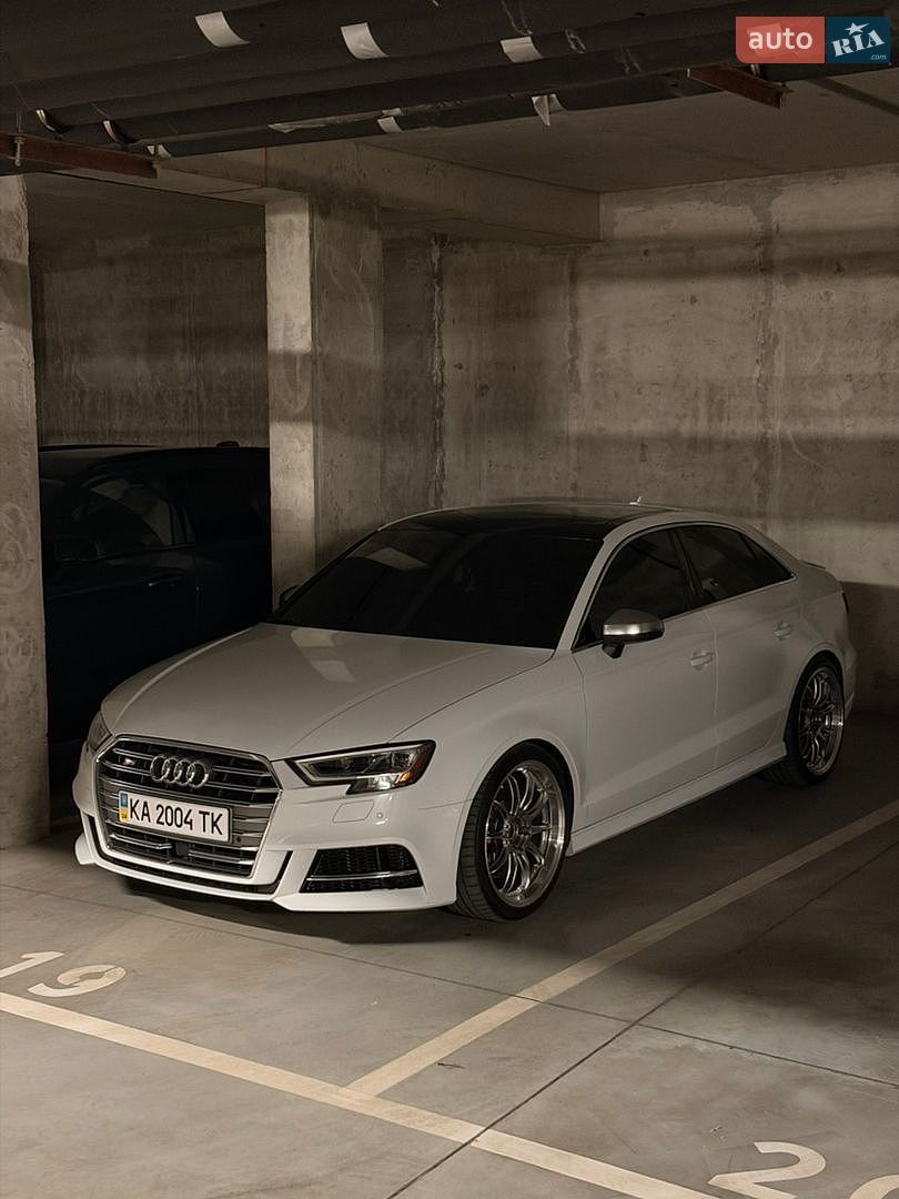 Audi S3 2016 VIN WAUB1GFFXH1012816 фото оголошення 3 з 42