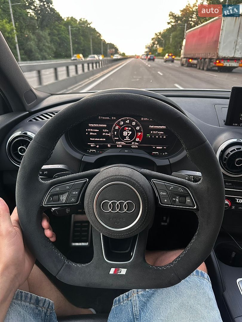 Audi S3 2016 VIN WAUB1GFFXH1012816 фото оголошення 8 з 42